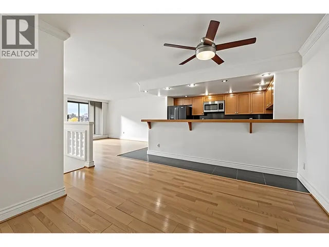 205 - 1600 HOWE STREET, Vancouver 4