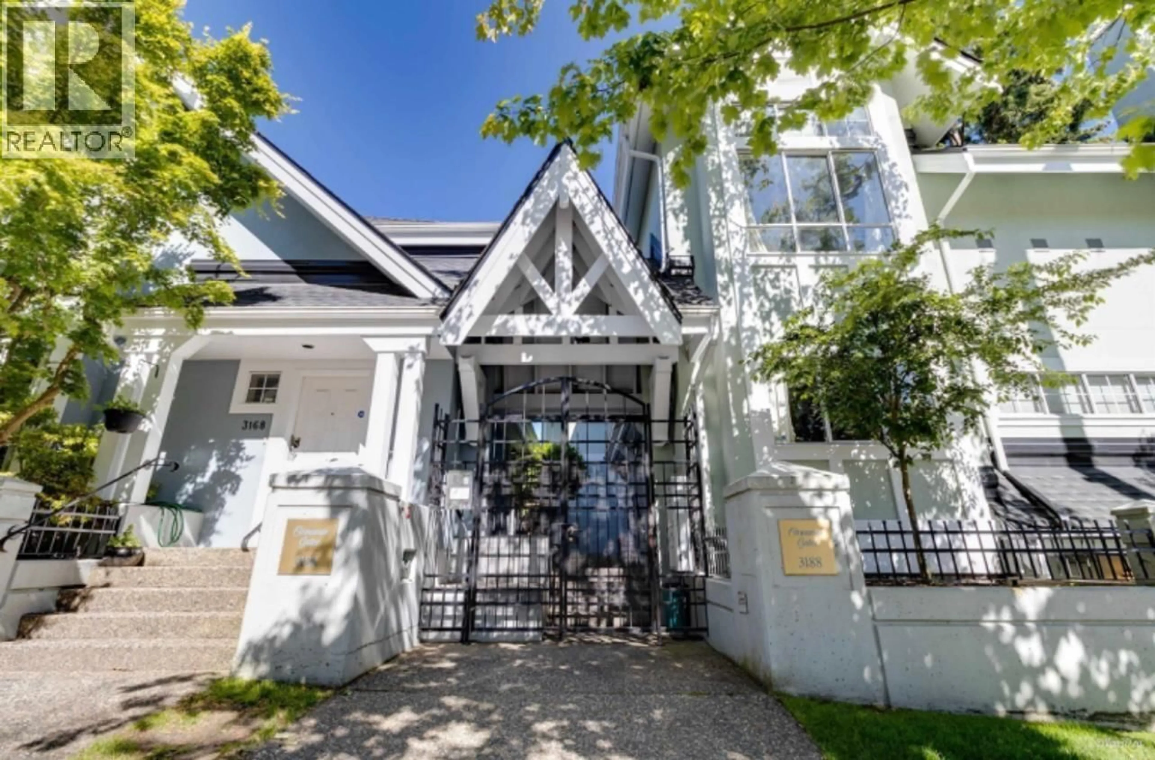 Unknown for 204 - 3188 CAMOSUN STREET STREET, Vancouver British Columbia V6R3X1