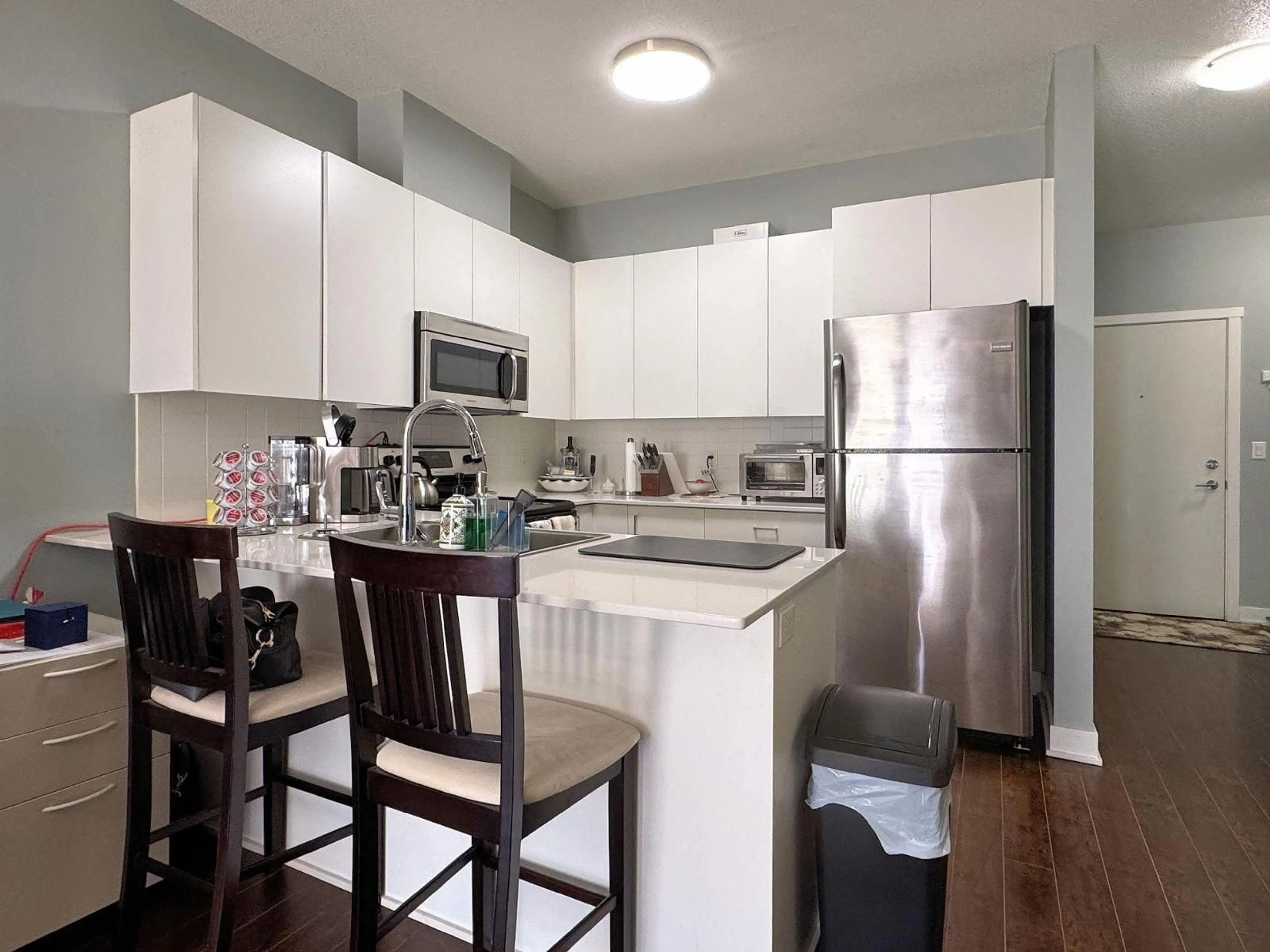 Standard kitchen, wood/laminate floor for 414 20460 DOUGLAS CRESCENT, Langley British Columbia V3A0C6