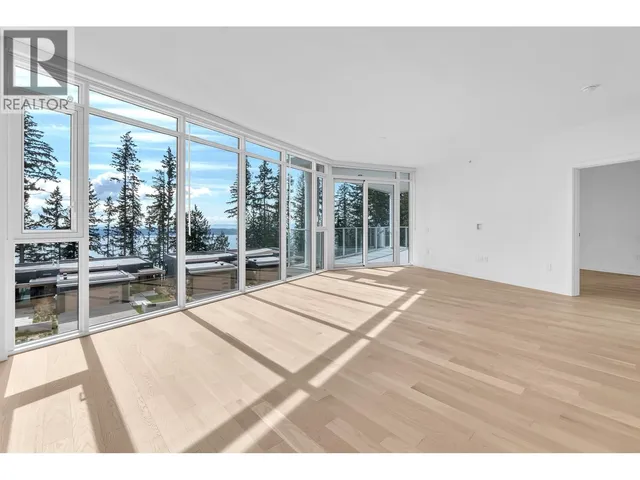 403 - 3963 UPLANDS WAY, West Vancouver 3