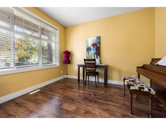 44405 MCLAREN DRIVE, Chilliwack 5