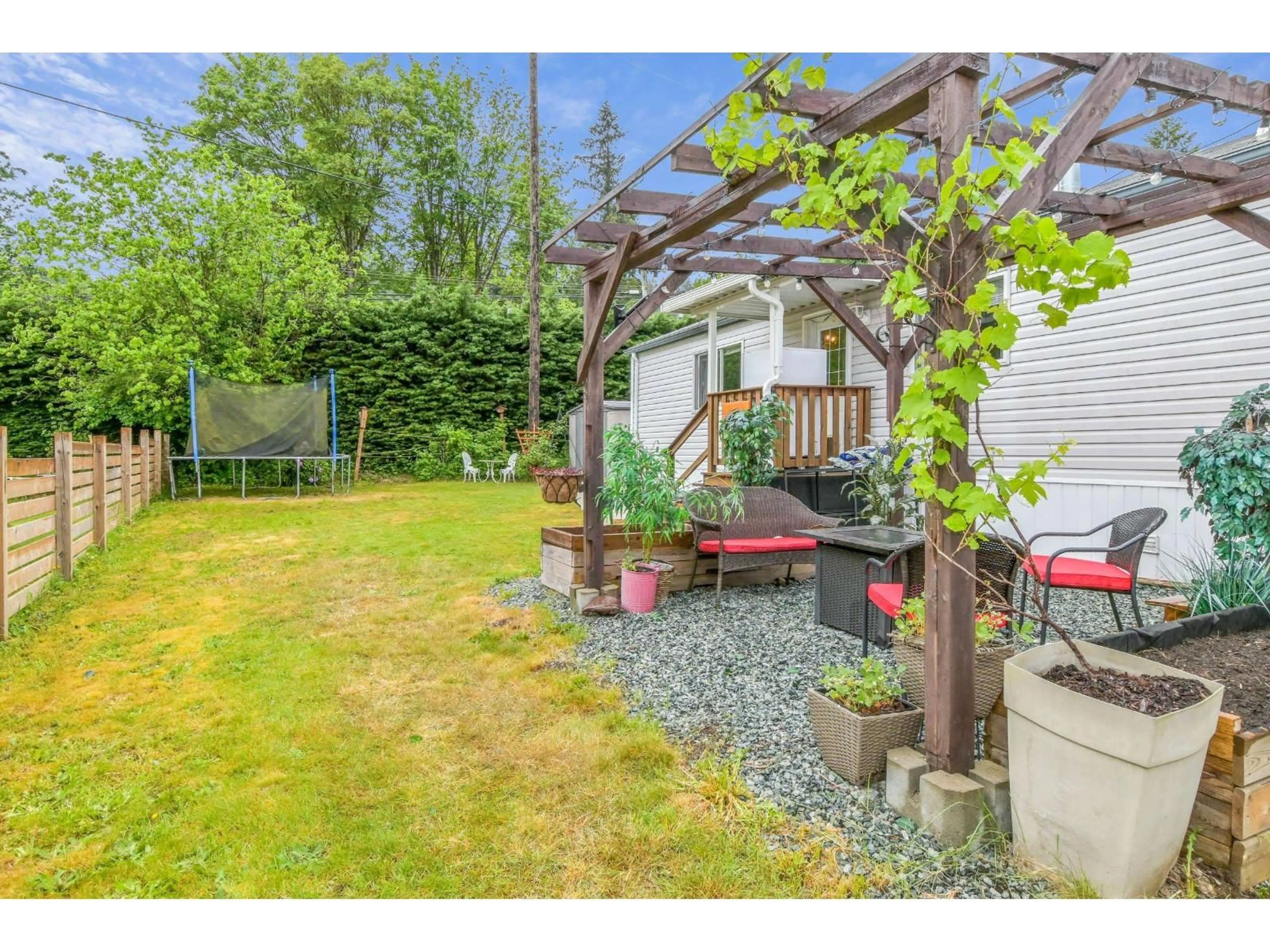 Patio, street for 19 - 9960 WILSON STREET, Mission British Columbia V4S1B3