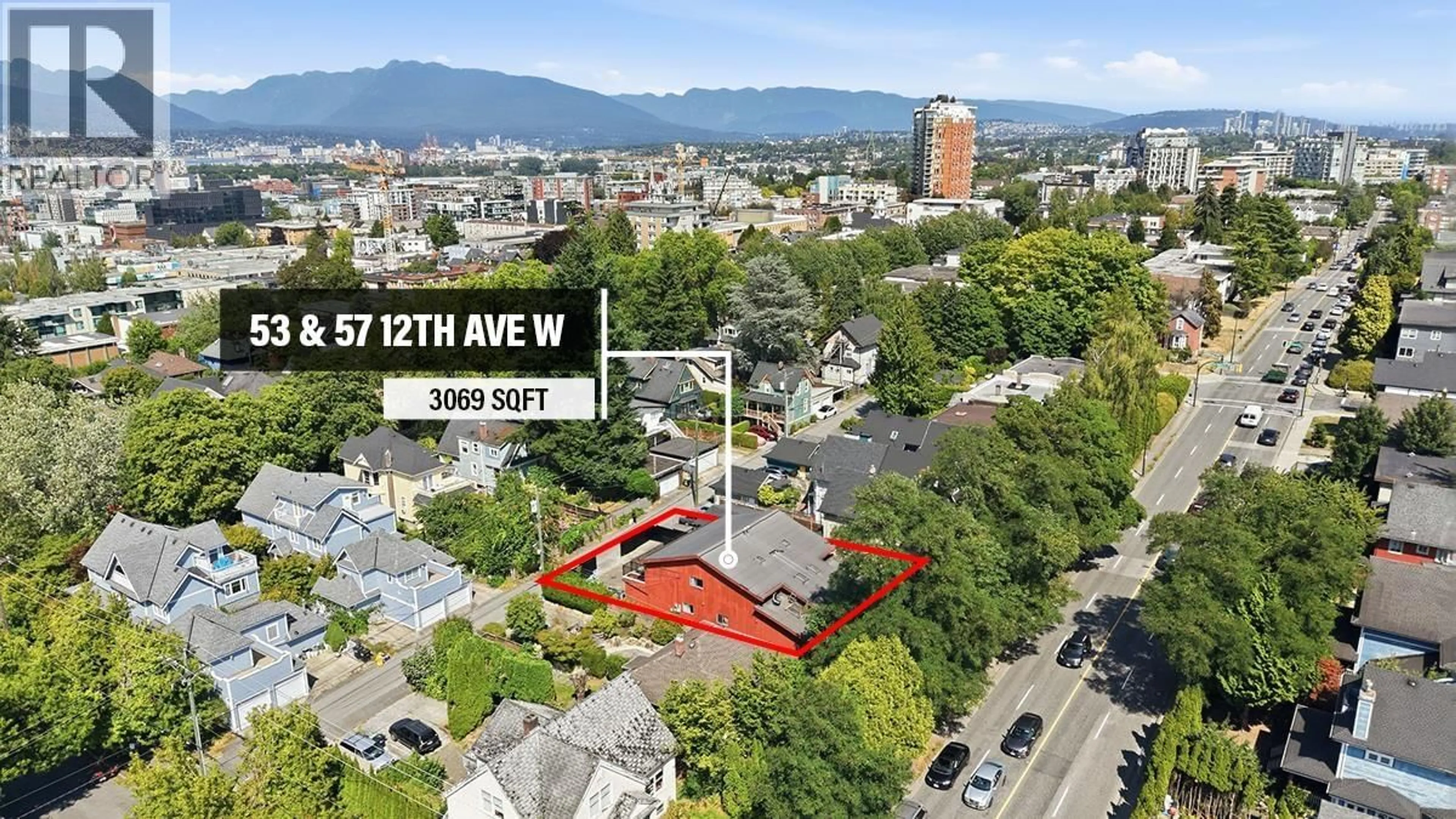 A pic from outside/outdoor area/front of a property/back of a property/a pic from drone, city buildings view from balcony for 57 W 12TH AVENUE, Vancouver British Columbia V5Y1T4