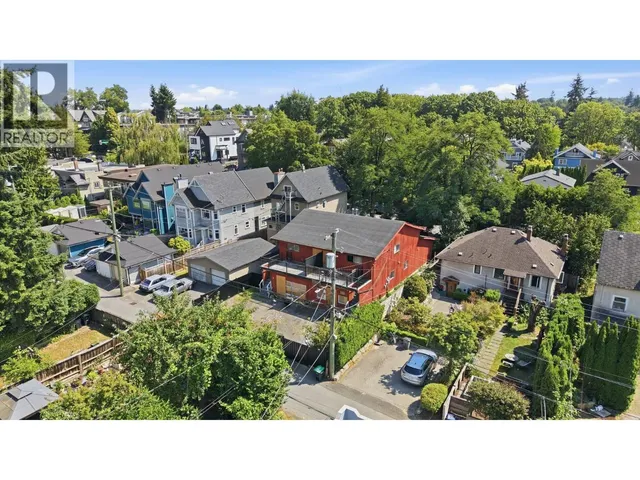 57 12TH AVENUE, Vancouver 2