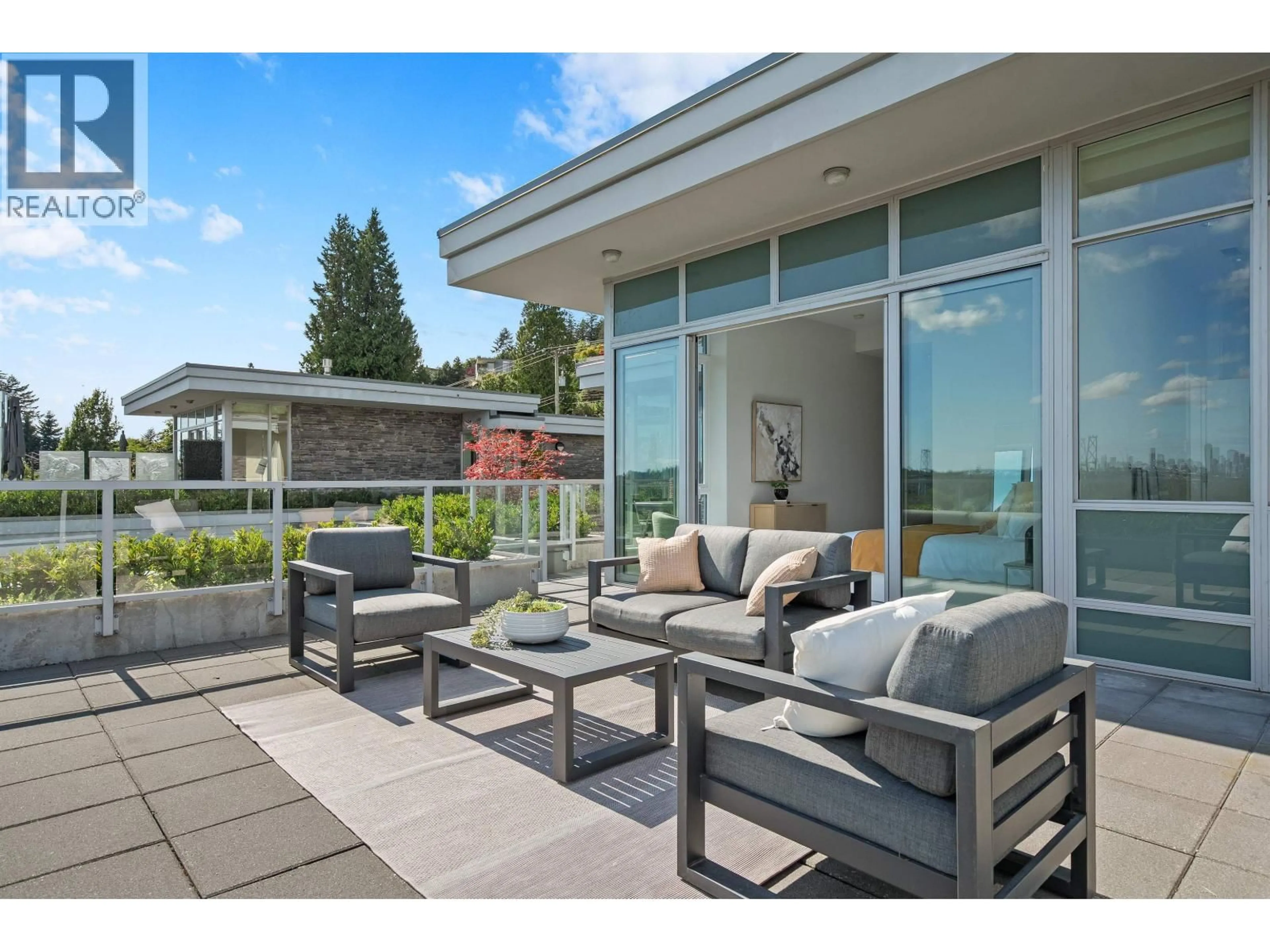Patio, water/lake/river/ocean view for 702 - 876 KEITH ROAD, West Vancouver British Columbia V7T1M3