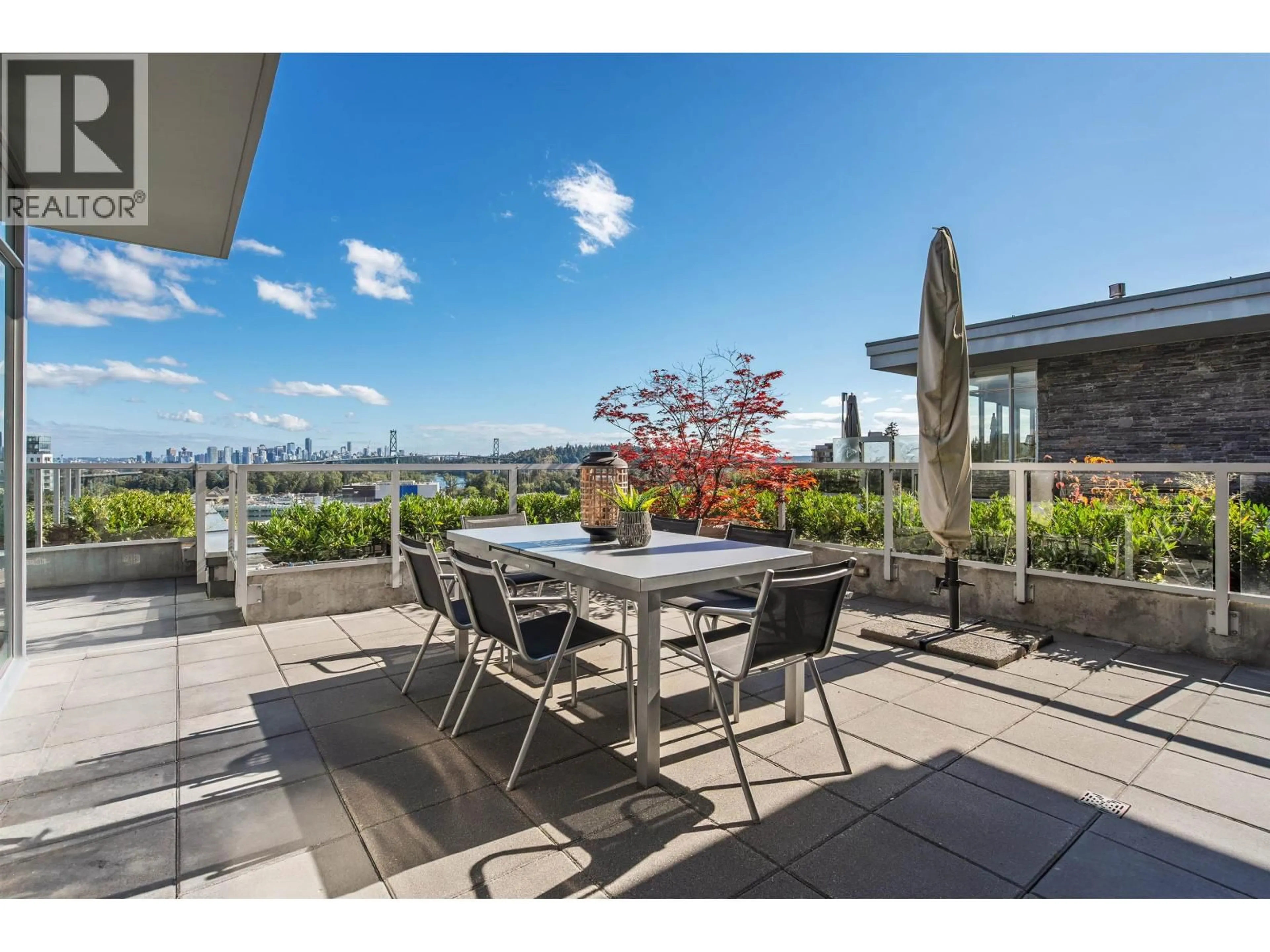 Patio, water/lake/river/ocean view for 702 - 876 KEITH ROAD, West Vancouver British Columbia V7T1M3