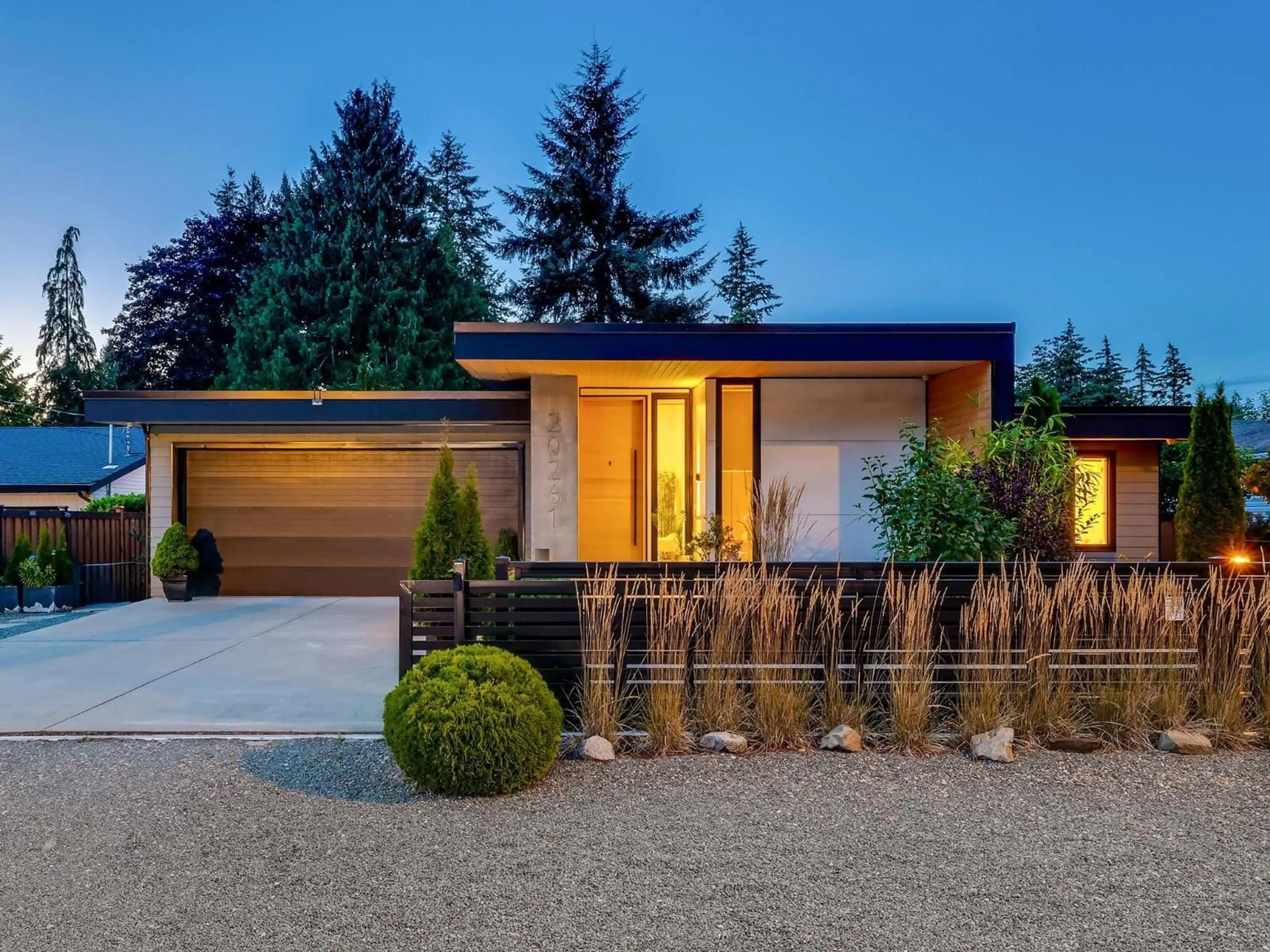 Home with brick exterior material, street for 20261 41 AVENUE, Langley British Columbia V3A2Z3