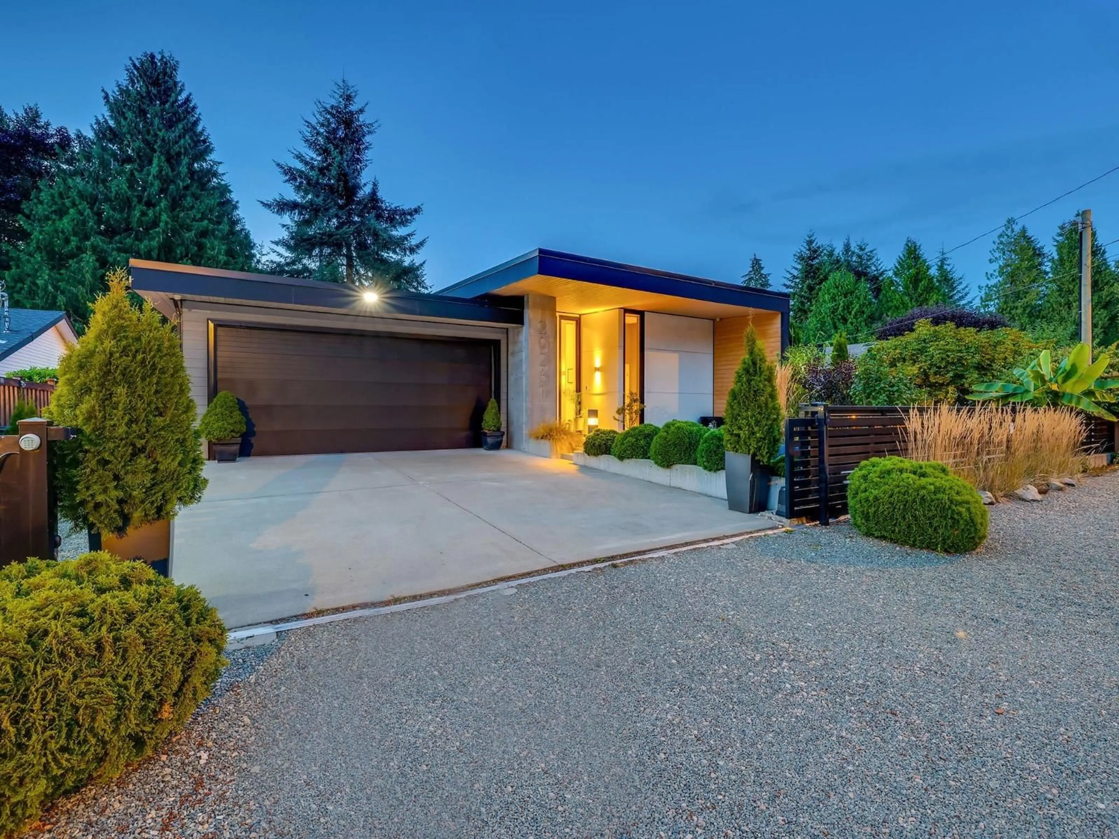 Home with brick exterior material, street for 20261 41 AVENUE, Langley British Columbia V3A2Z3
