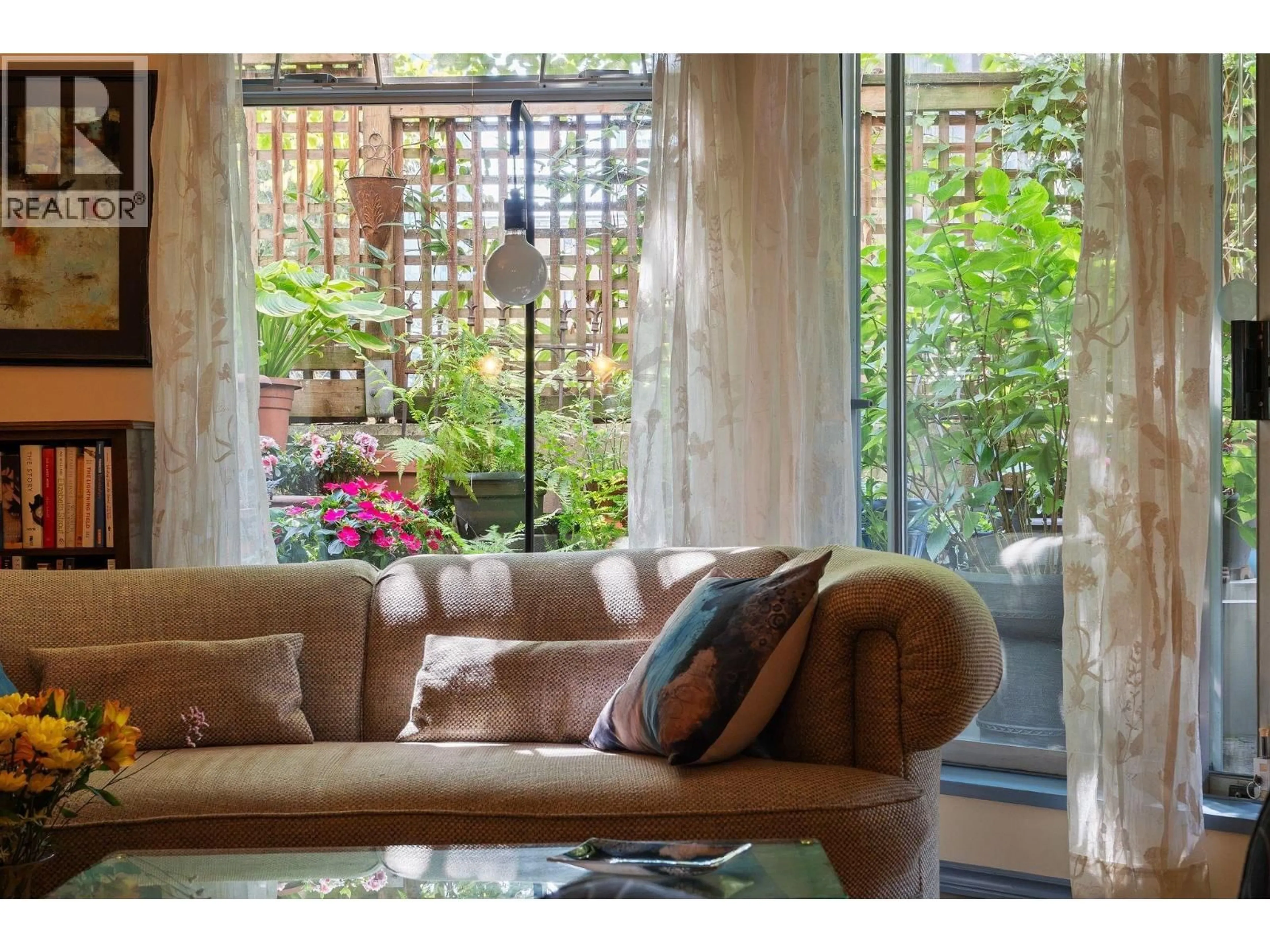 Living room with furniture, unknown for 106 - 1147 NELSON STREET, Vancouver British Columbia V6E1J3