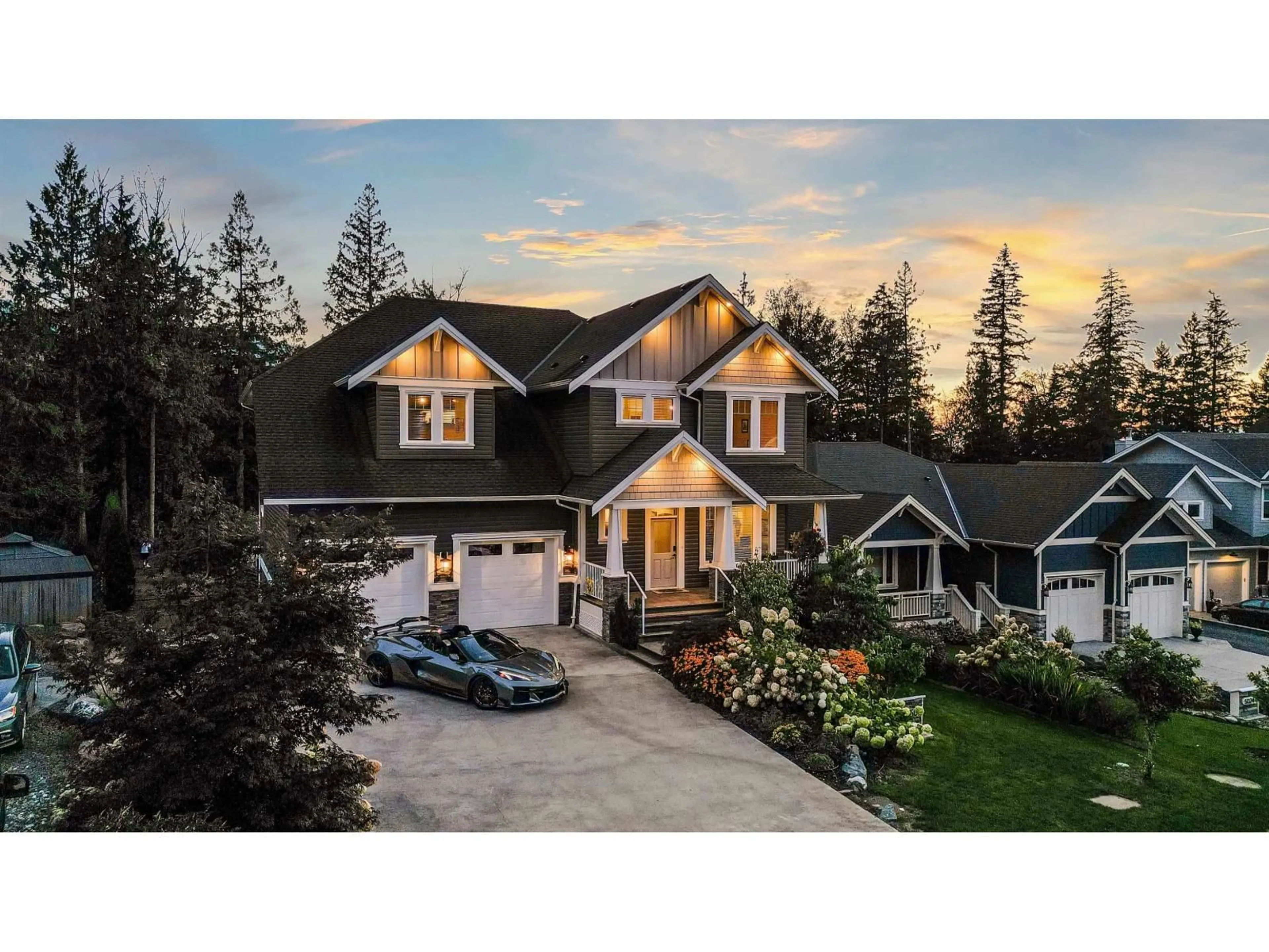 Home with vinyl exterior material, street for 50250 SIENNA AVENUE, Chilliwack British Columbia V4Z0C4