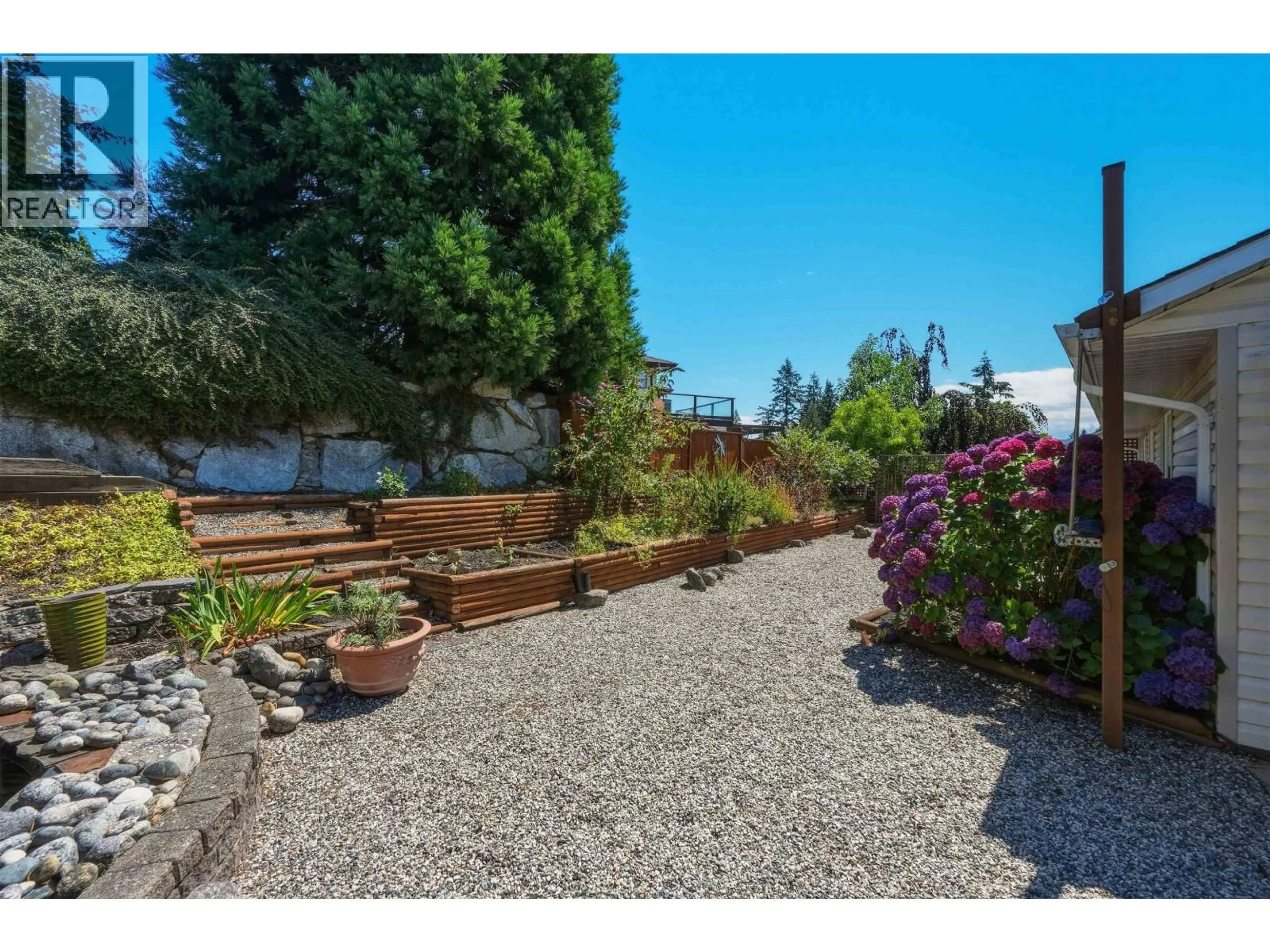 Patio, street for 5616 EMERSON ROAD, Sechelt British Columbia V0N3A7