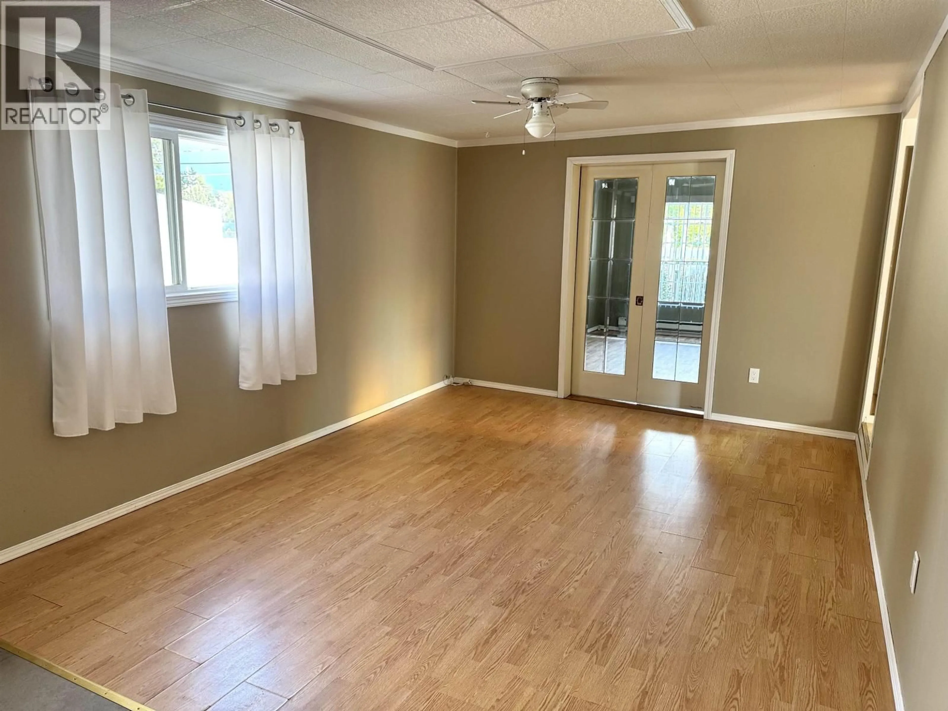 A pic of a room for 1155 4TH AVENUE, Valemount British Columbia V0E2Z0