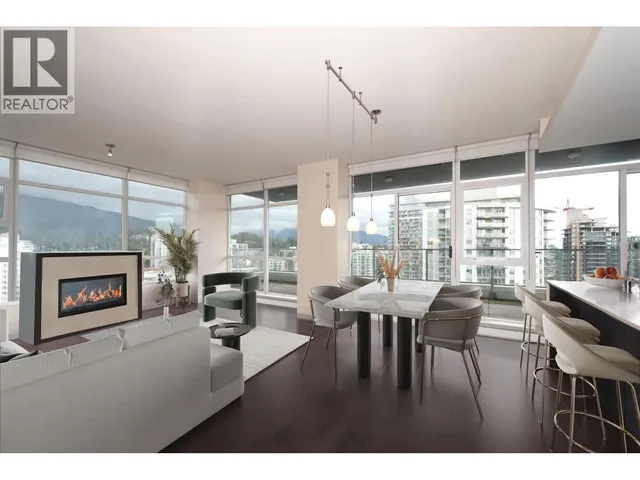 1801 - 158 13TH STREET, North Vancouver 2