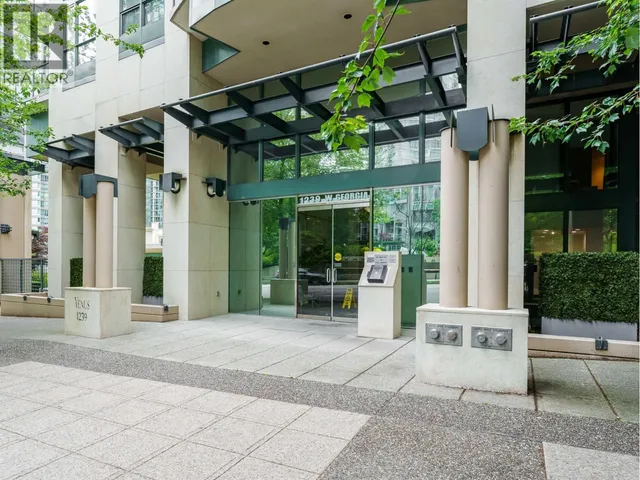2304 - 1239 GEORGIA STREET, Vancouver 2