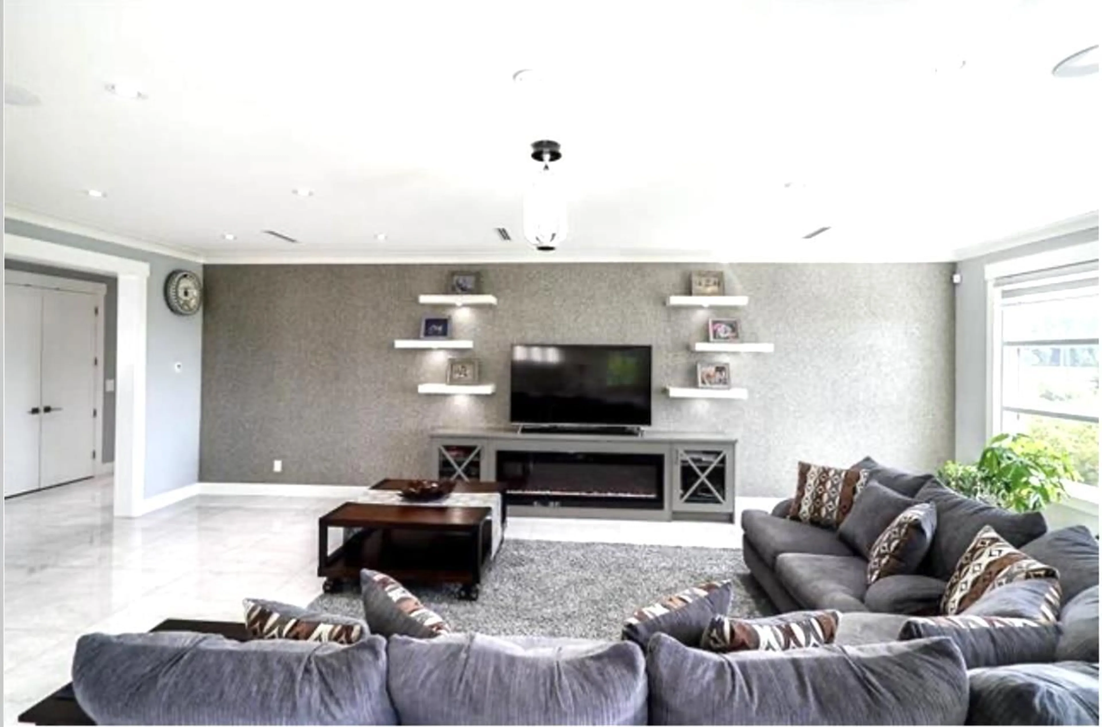 Home theater for 17012 57 AVENUE, Surrey British Columbia V3S8P3