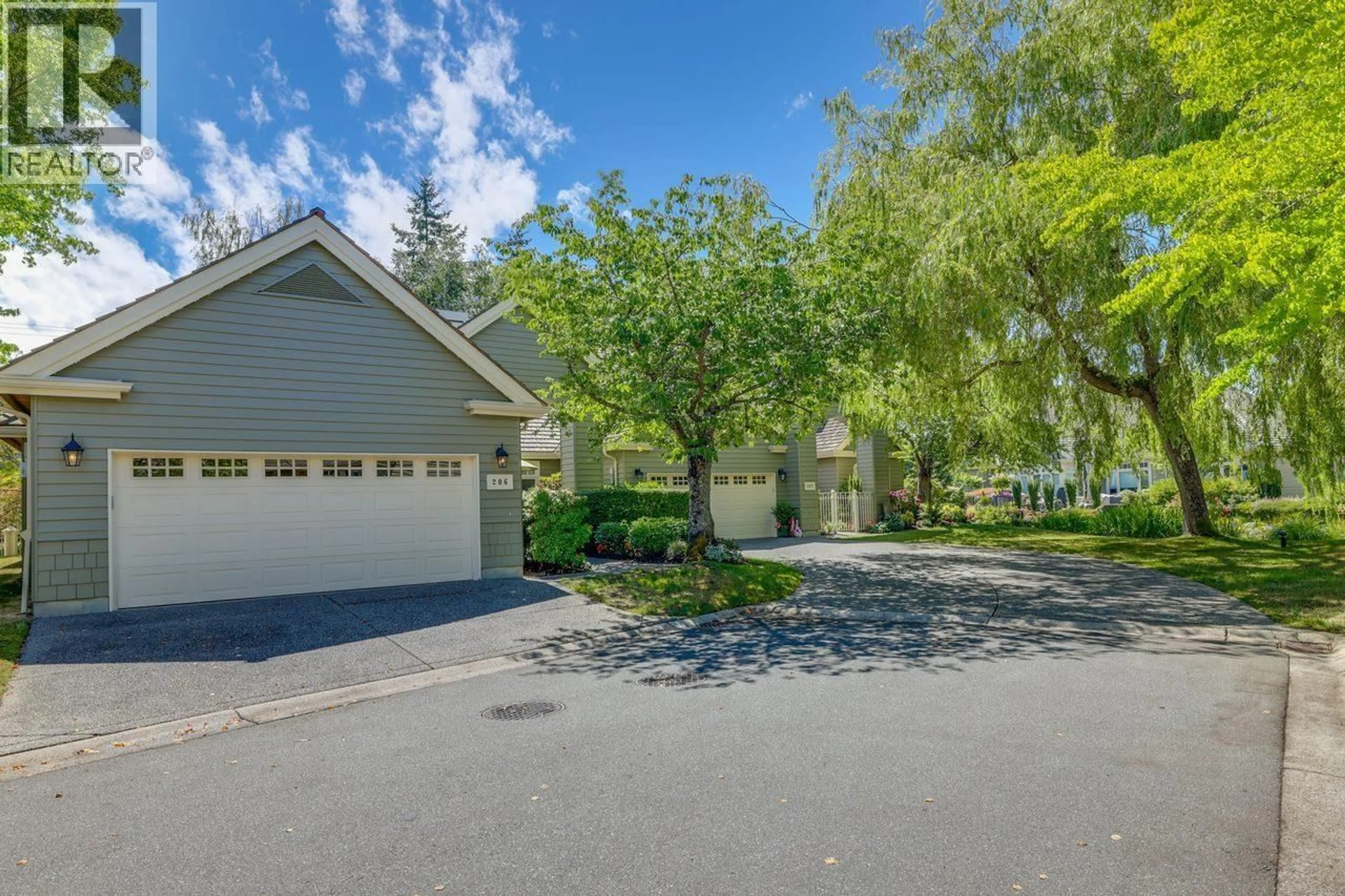 A pic from outside/outdoor area/front of a property/back of a property/a pic from drone, unknown for 206 - 6505 3 AVENUE, Delta British Columbia V4L2N1