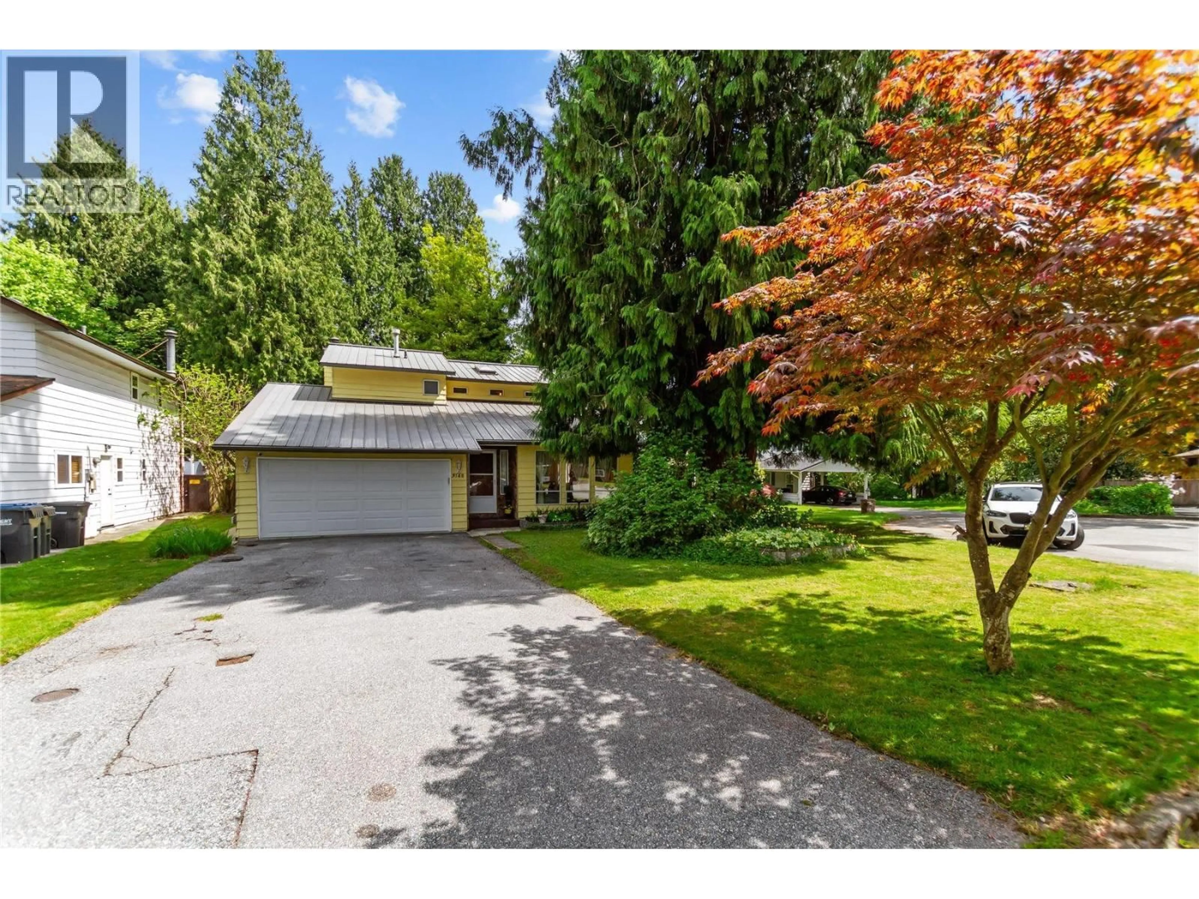 A pic from outside/outdoor area/front of a property/back of a property/a pic from drone, street for 3148 LANCASTER PLACE, Port Coquitlam British Columbia V3C3J7