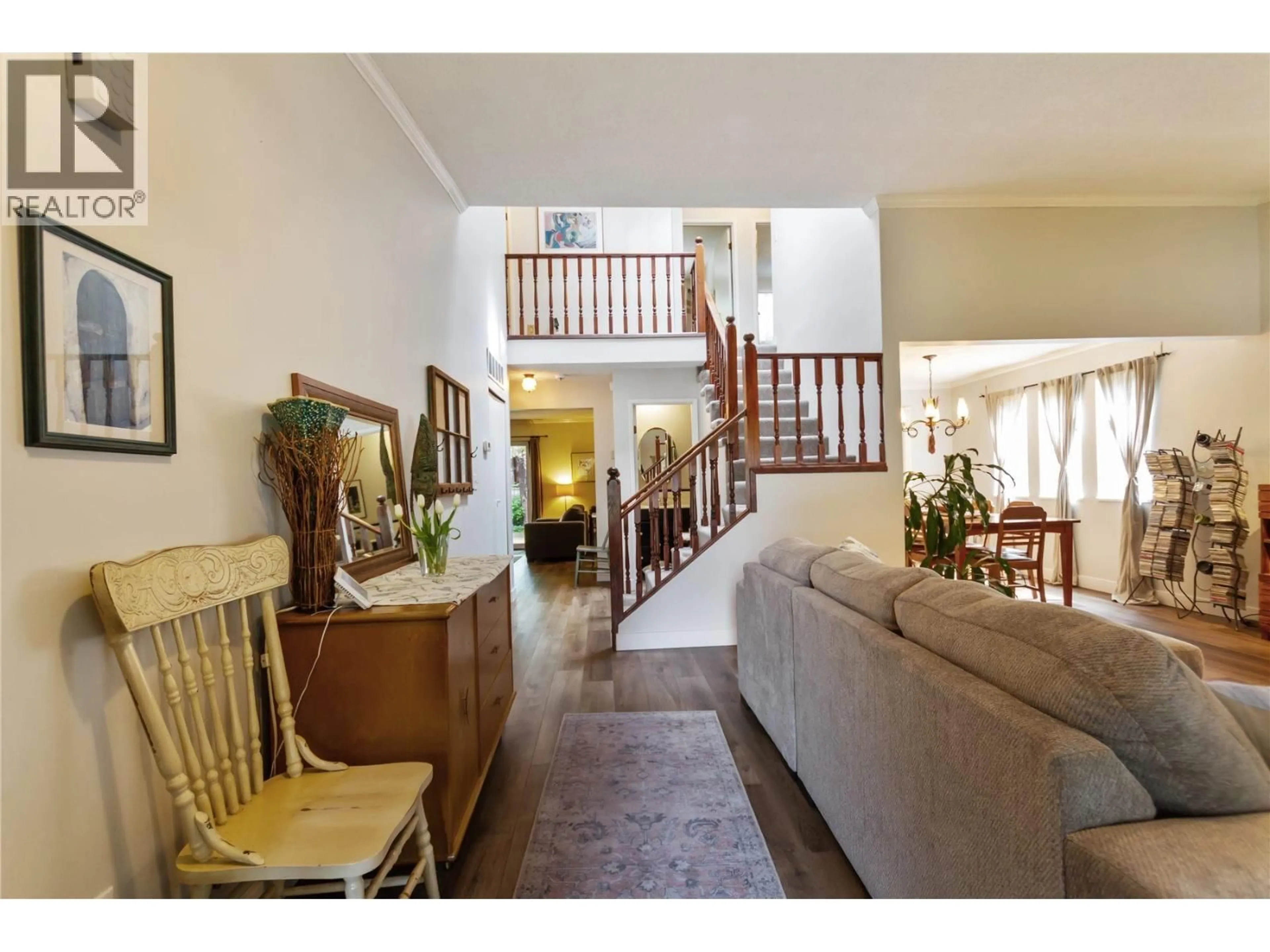 Indoor foyer for 3148 LANCASTER PLACE, Port Coquitlam British Columbia V3C3J7