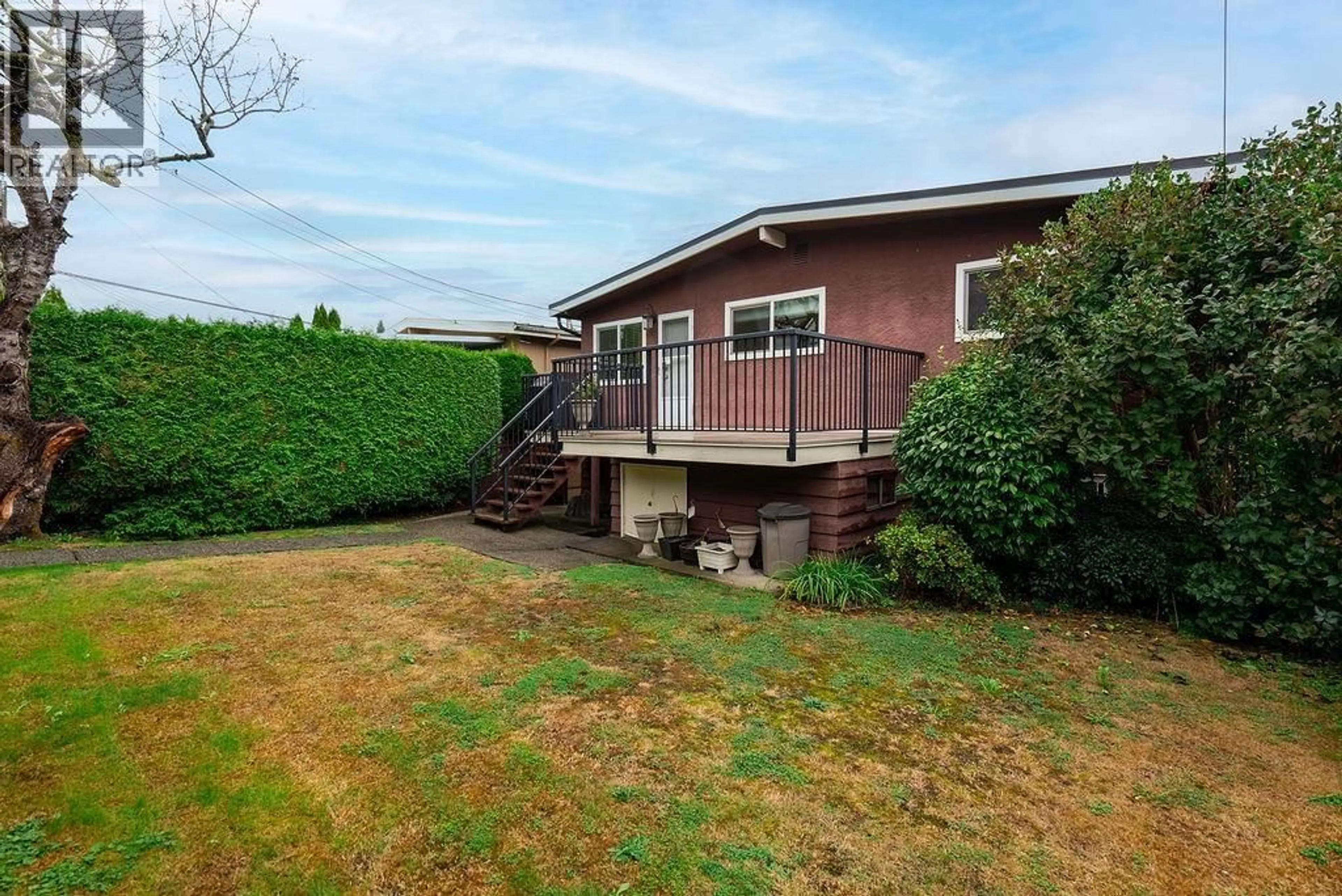 A pic from outside/outdoor area/front of a property/back of a property/a pic from drone, street for 3308 CHURCH STREET, Vancouver British Columbia V5R4W6