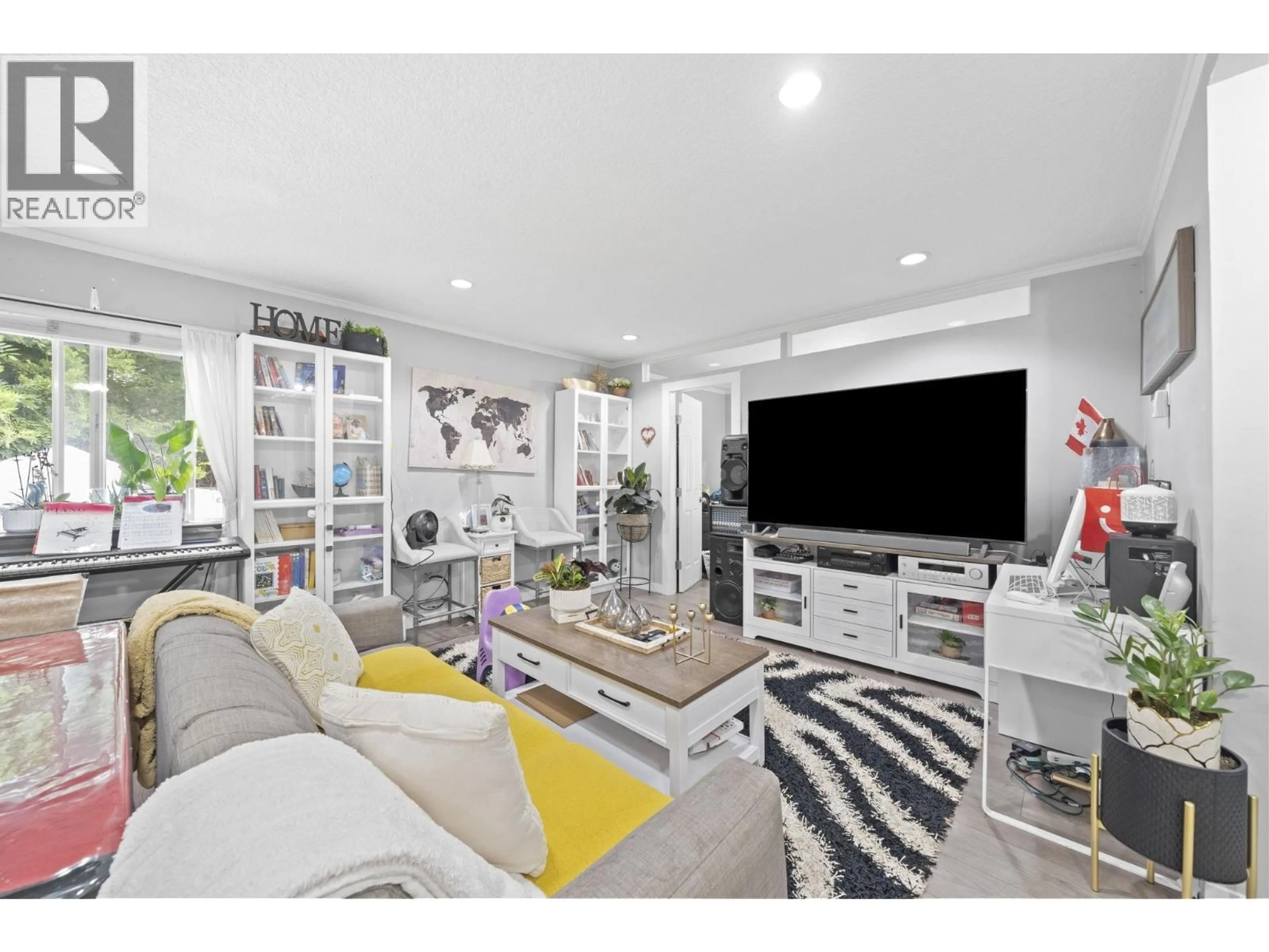 Home theater for 189 64TH AVE E STREET, Vancouver British Columbia V5X2M3