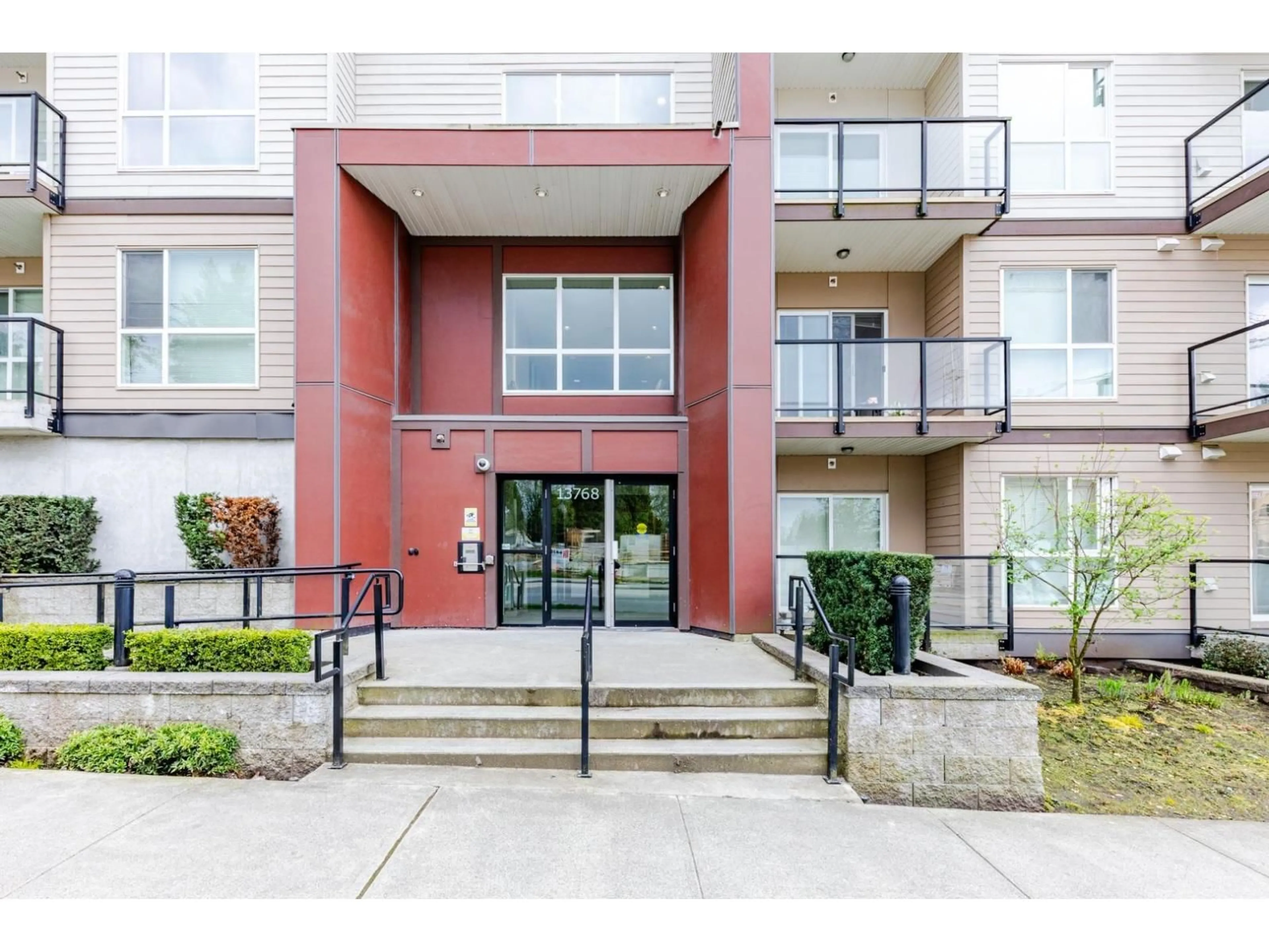 Unknown for 323 - 13768 108 AVENUE, Surrey British Columbia V3T0L9