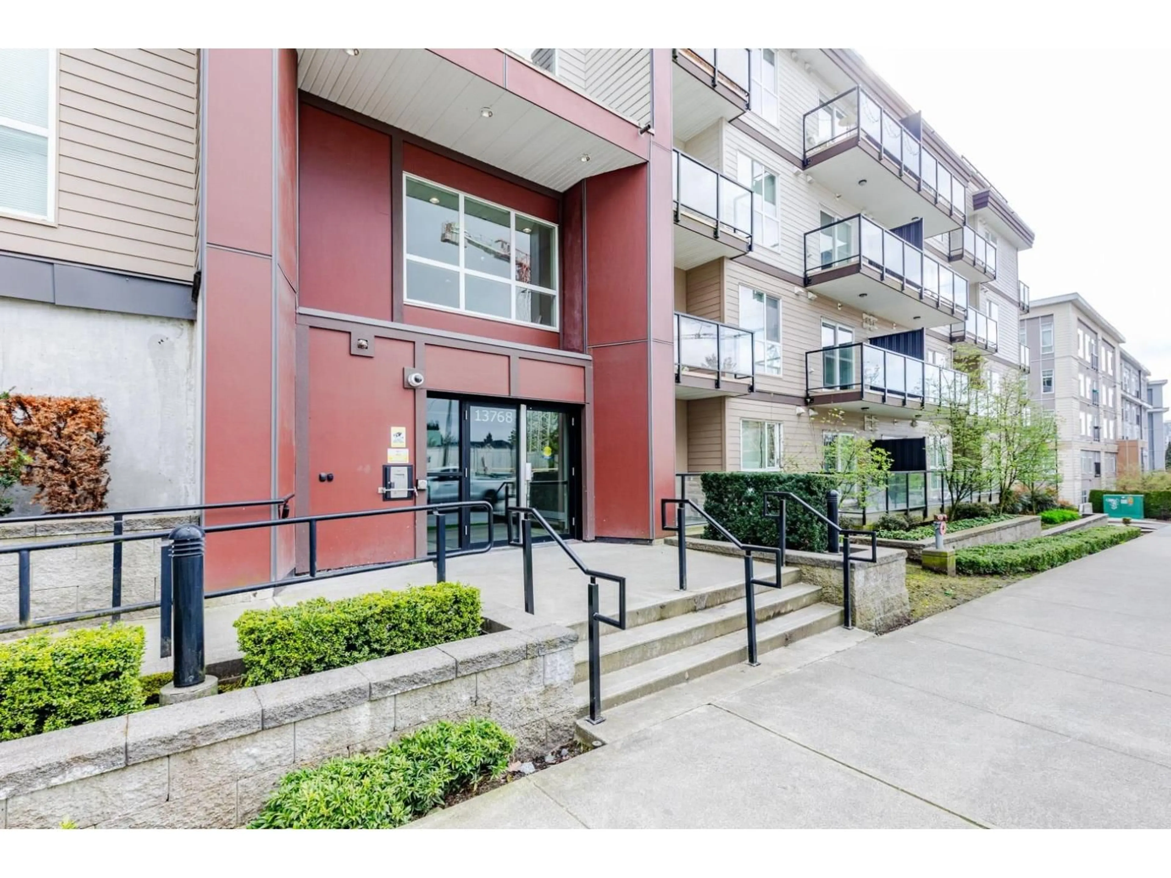 Unknown for 323 - 13768 108 AVENUE, Surrey British Columbia V3T0L9