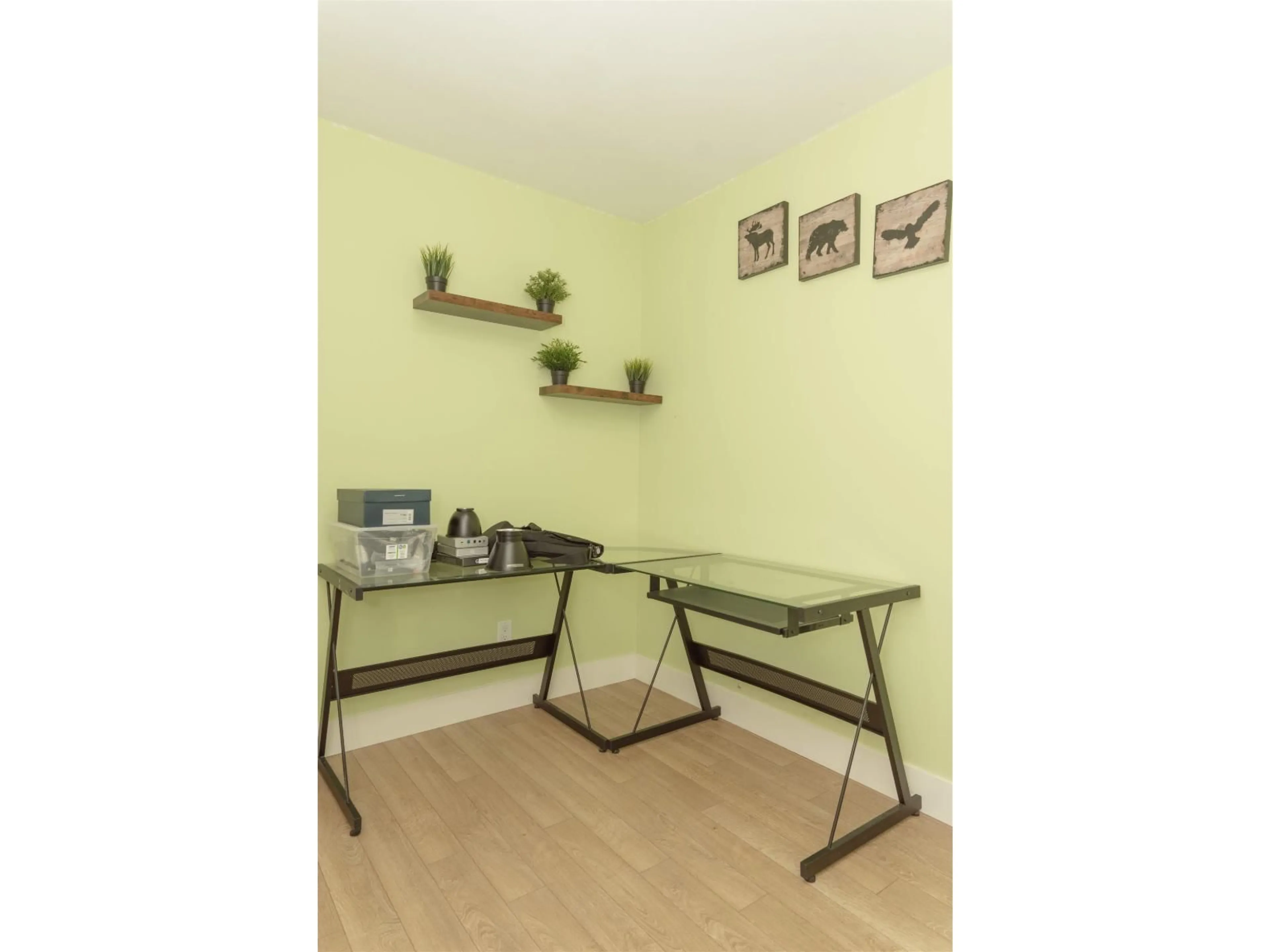 A pic of a room for 2 - 12775 63 AVENUE, Surrey British Columbia V3X0E9