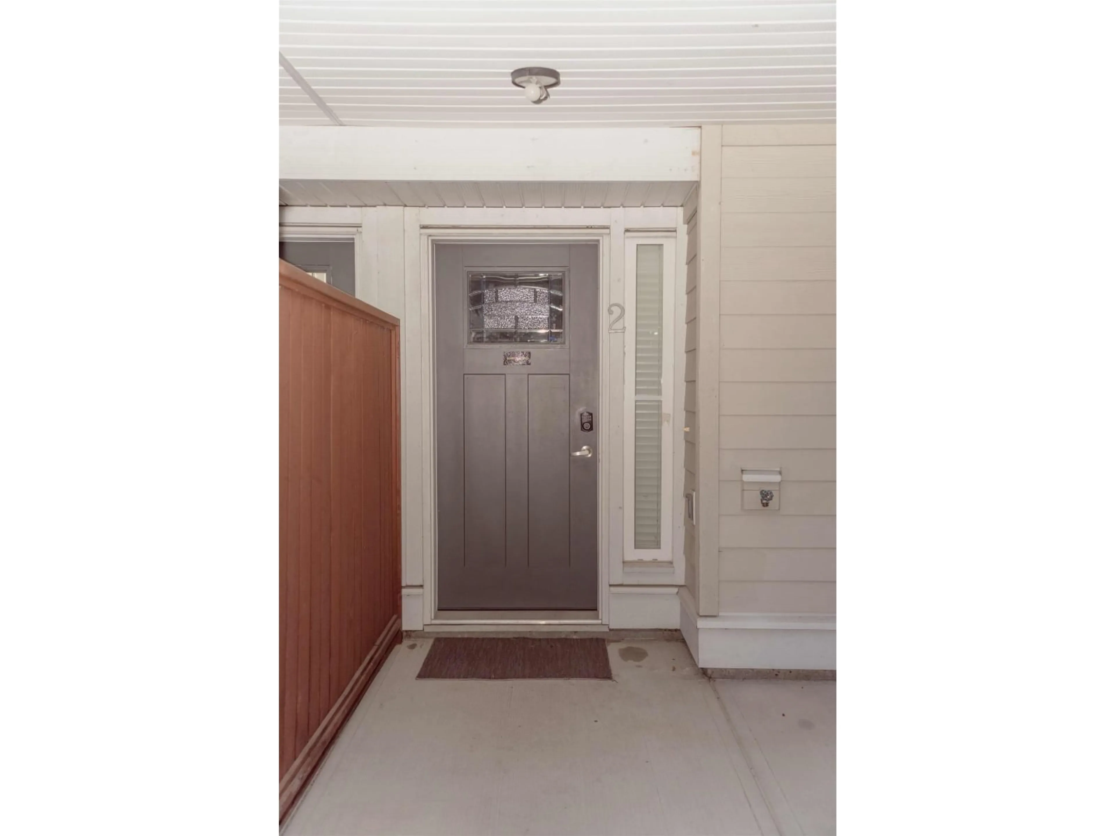Indoor entryway for 2 - 12775 63 AVENUE, Surrey British Columbia V3X0E9
