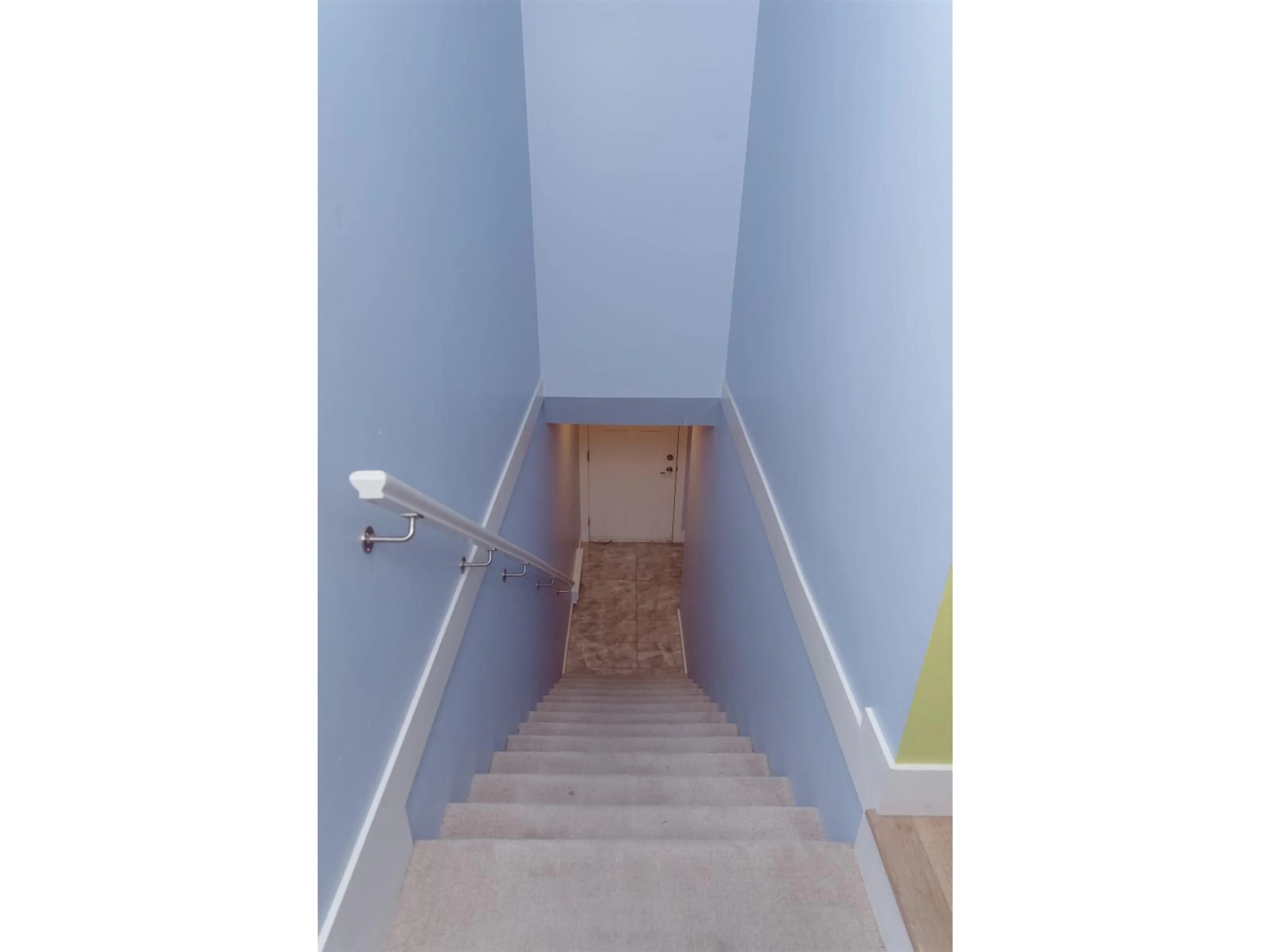 Stairs for 2 - 12775 63 AVENUE, Surrey British Columbia V3X0E9