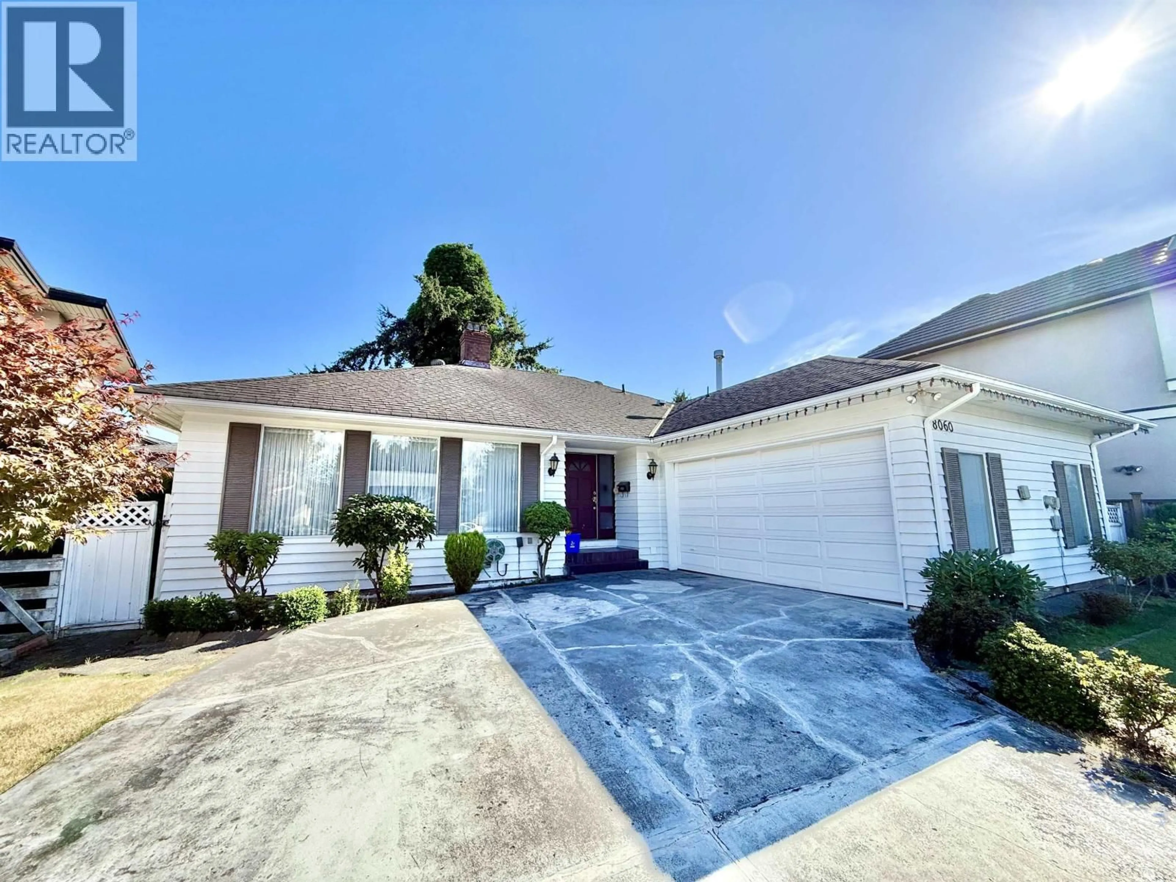 A pic from outside/outdoor area/front of a property/back of a property/a pic from drone, street for 8060 RIDEAU PLACE, Richmond British Columbia V7A4P3