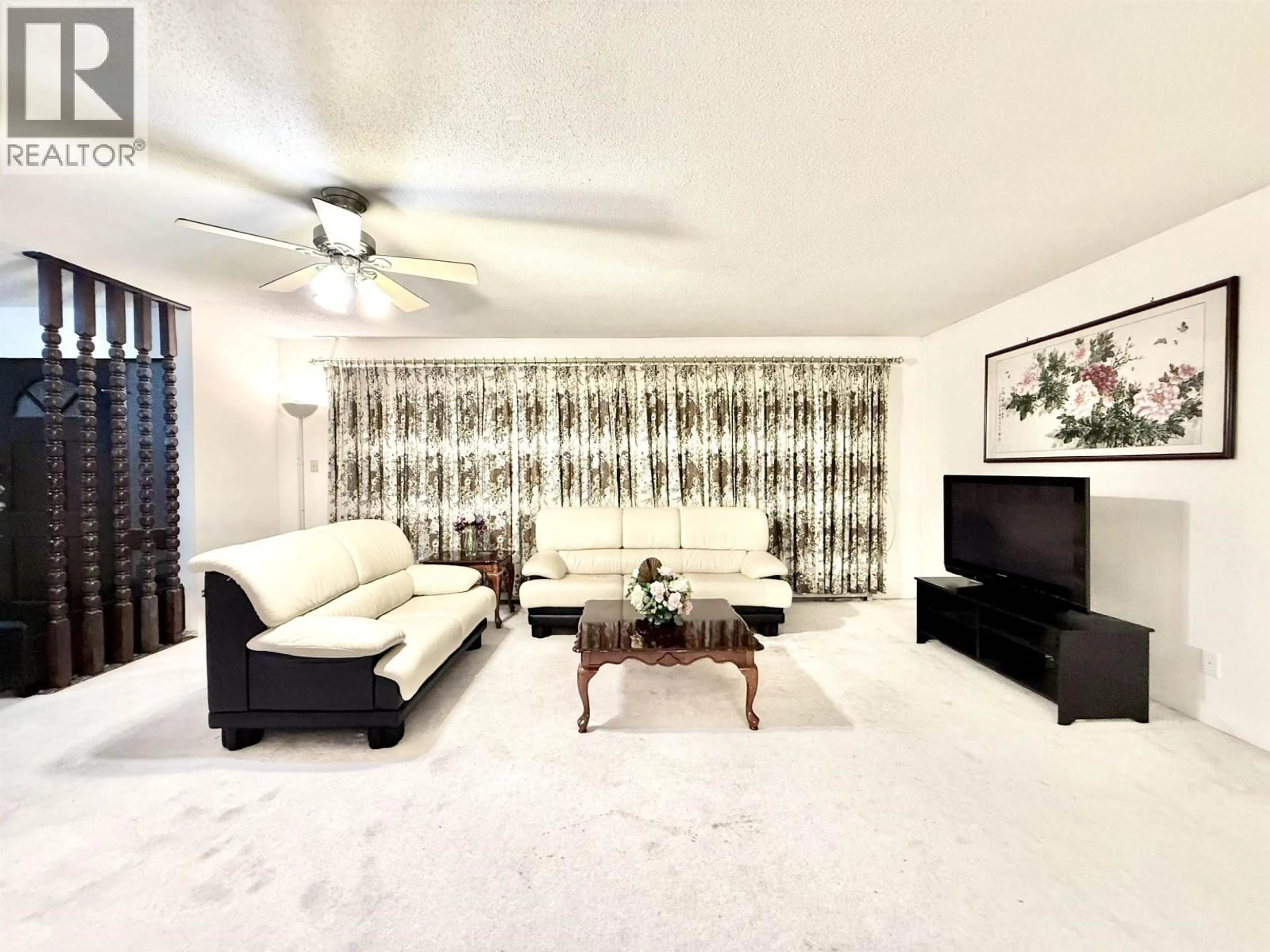 Living room with furniture, unknown for 8060 RIDEAU PLACE, Richmond British Columbia V7A4P3