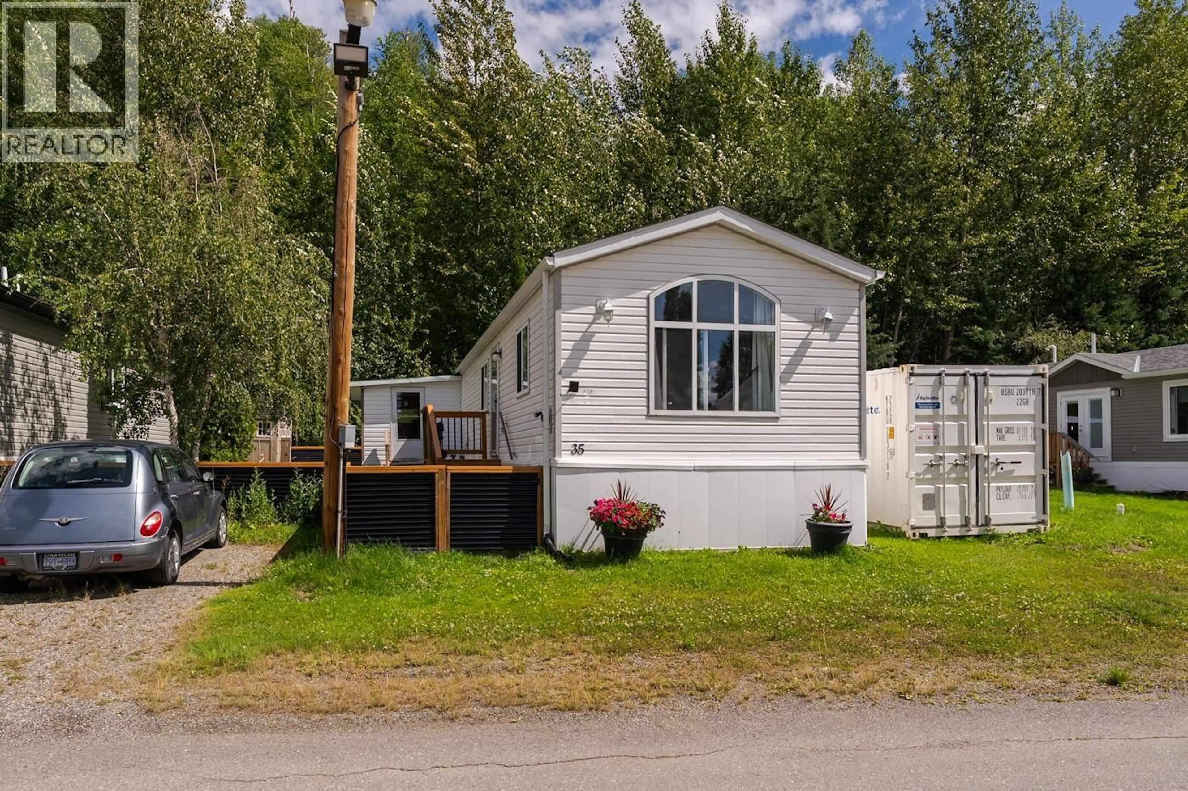 Home with vinyl exterior material, street for 35 - 5164 HART HIGHWAY, Prince George British Columbia V2K3A1