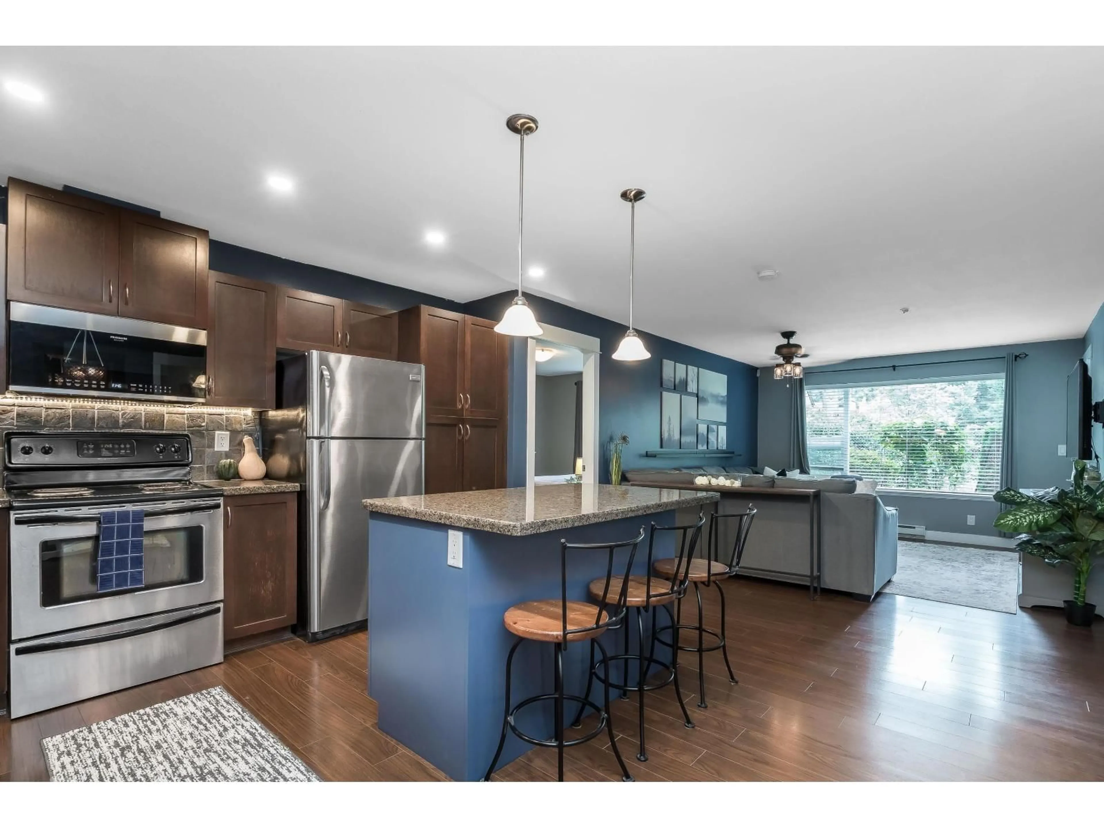 Open concept kitchen, unknown for 107 - 2990 BOULDER STREET, Abbotsford British Columbia V2T3P8