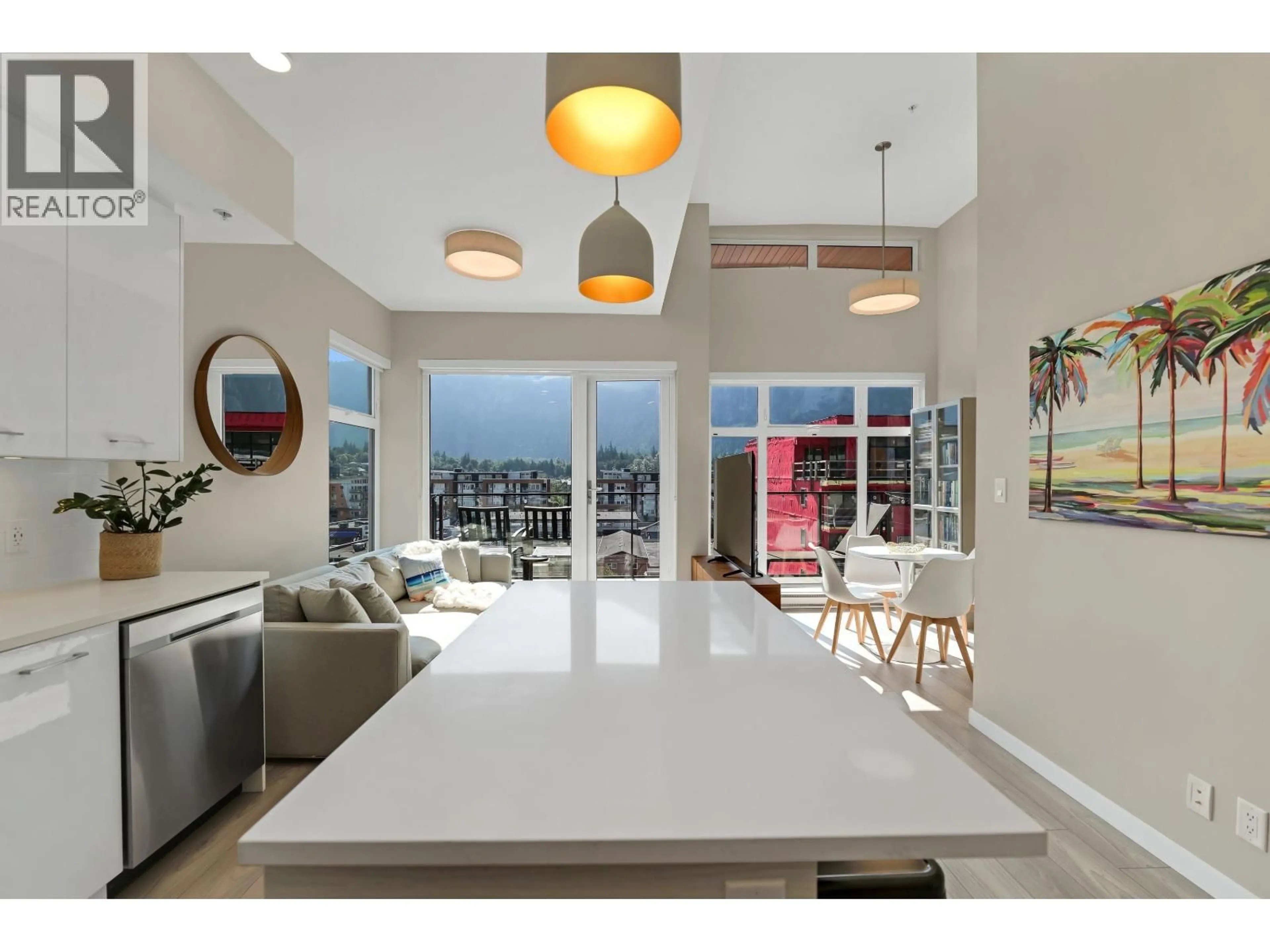 Open concept kitchen, unknown for 616 - 38033 SECOND AVENUE, Squamish British Columbia V8B0C4