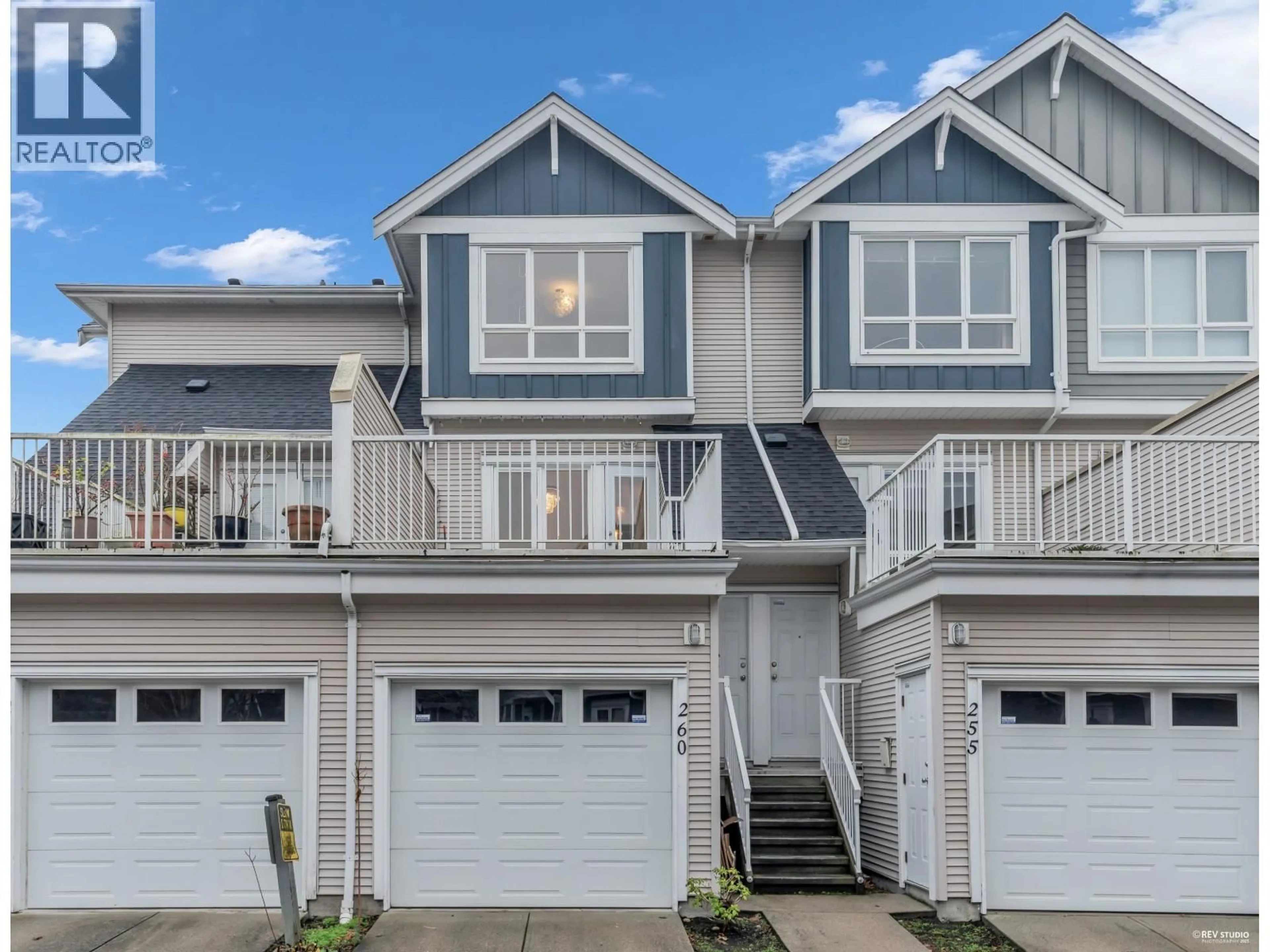 Home with vinyl exterior material, street for 260 - 13020 NO. 2 ROAD, Richmond British Columbia V7E6S3