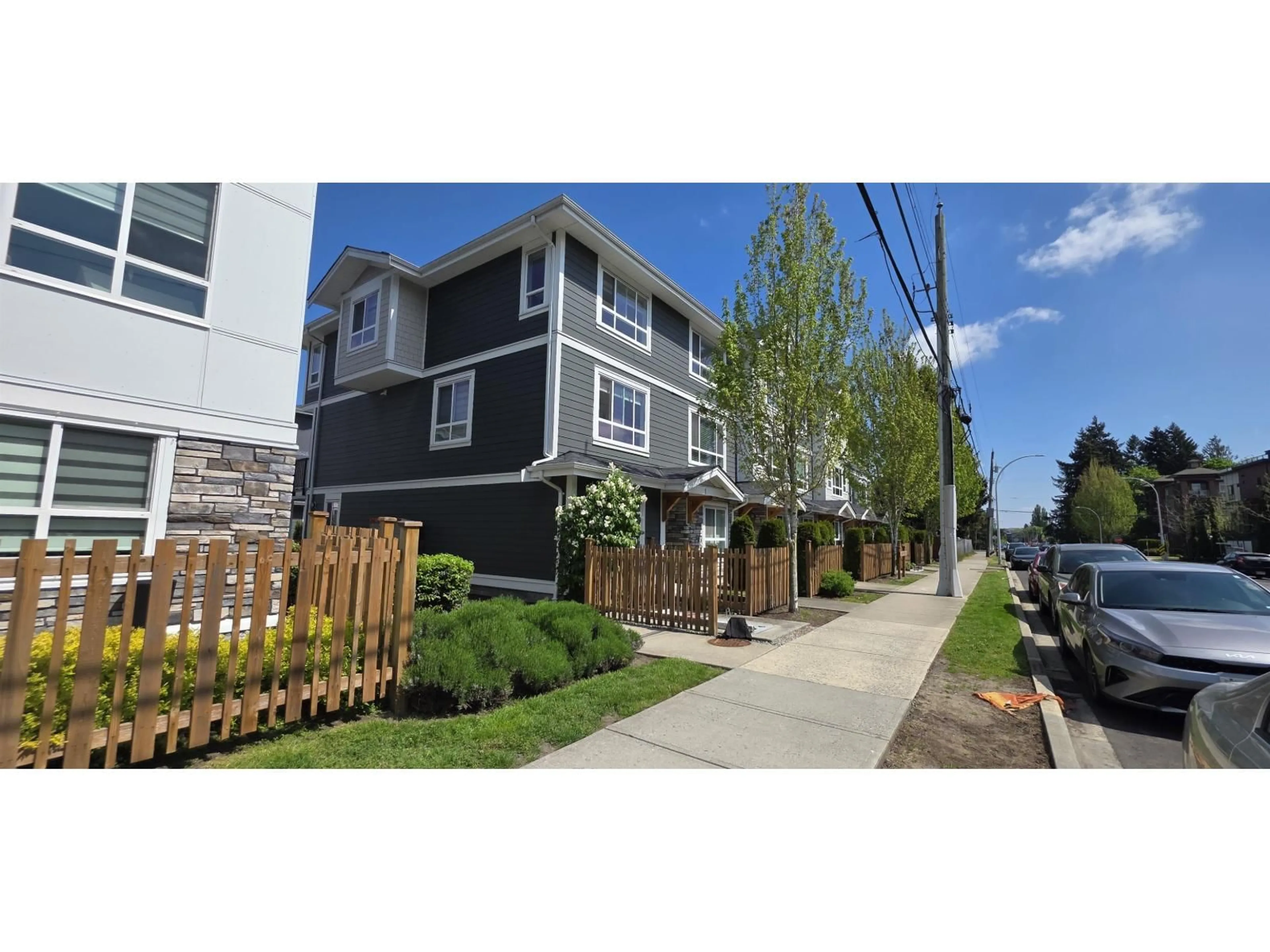 Unknown for 1 - 19753 55A AVENUE AVENUE, Langley British Columbia V3A0J9