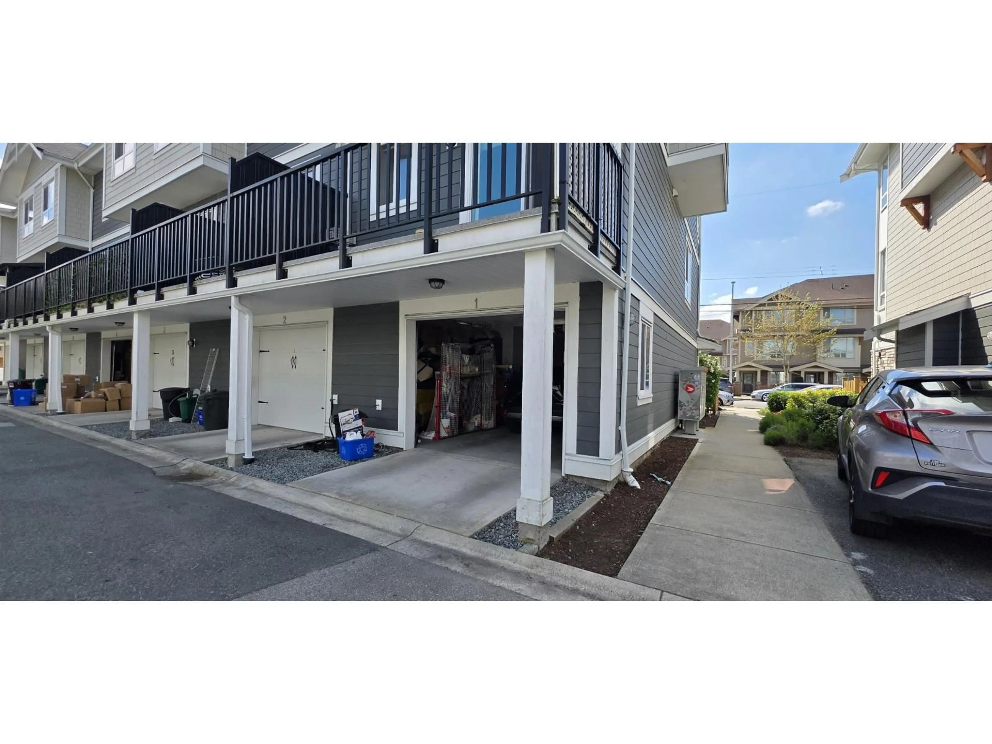 Unknown for 1 - 19753 55A AVENUE AVENUE, Langley British Columbia V3A0J9
