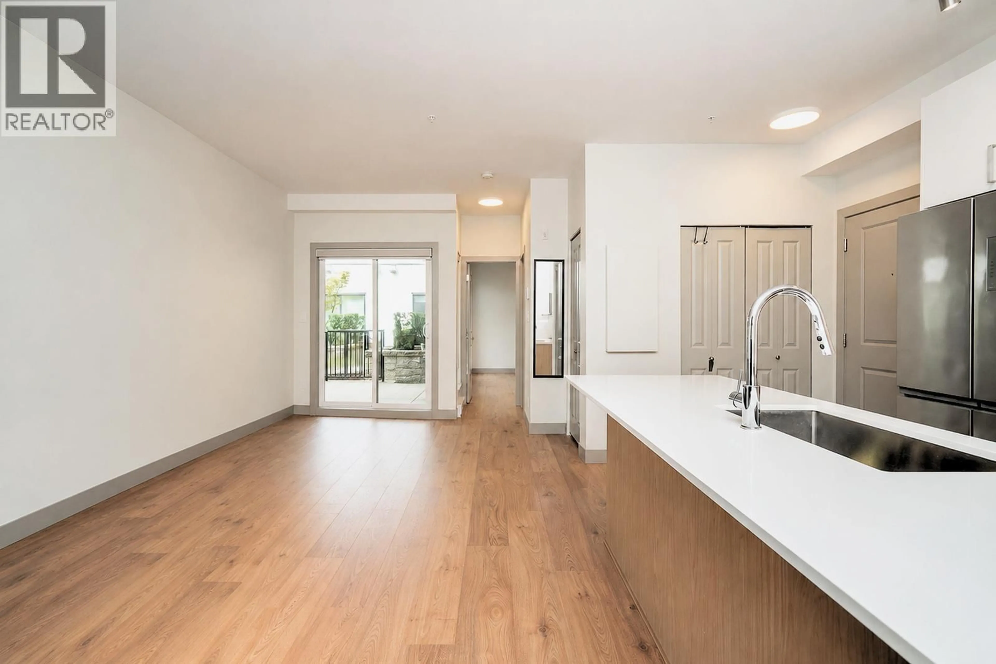 Open concept kitchen, unknown for 210 - 6968 ROYAL OAK AVENUE, Burnaby British Columbia V5J4J2