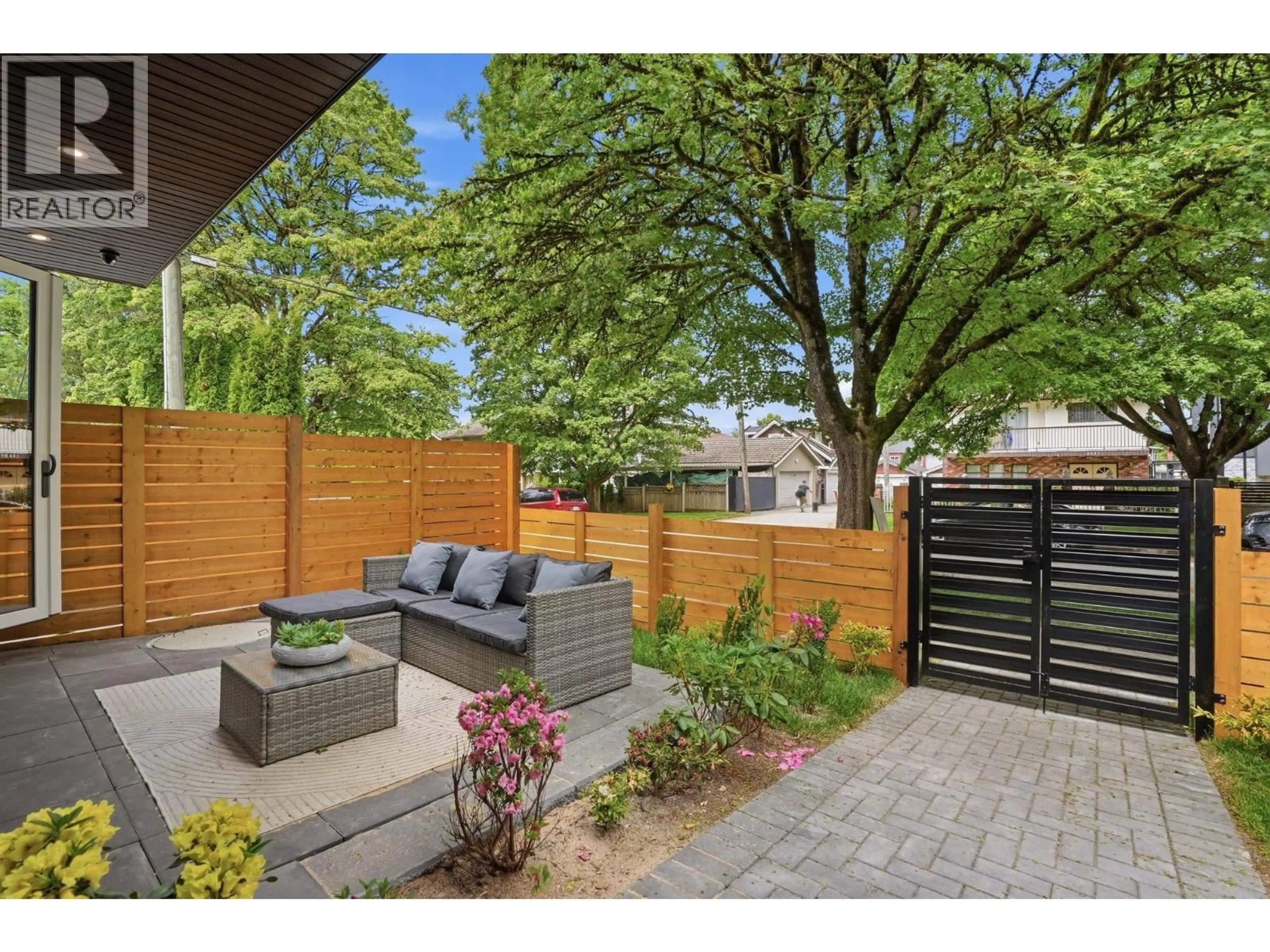 Patio, street for 1 - 2438 20TH AVENUE, Vancouver British Columbia V5M2T6