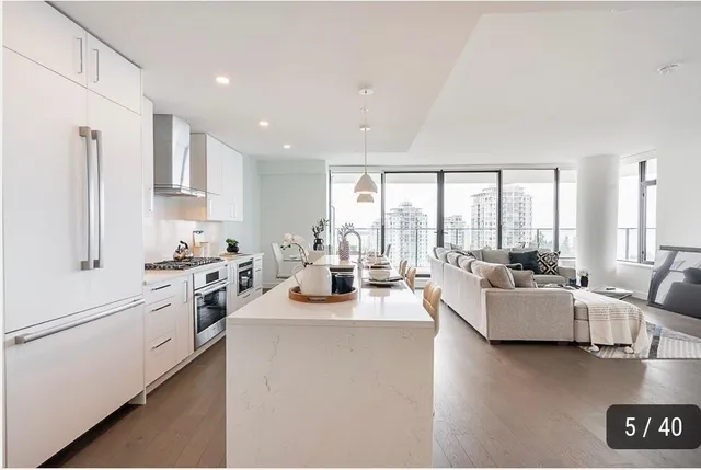 1305 - 1588 JOHNSTON ROAD, White Rock 5