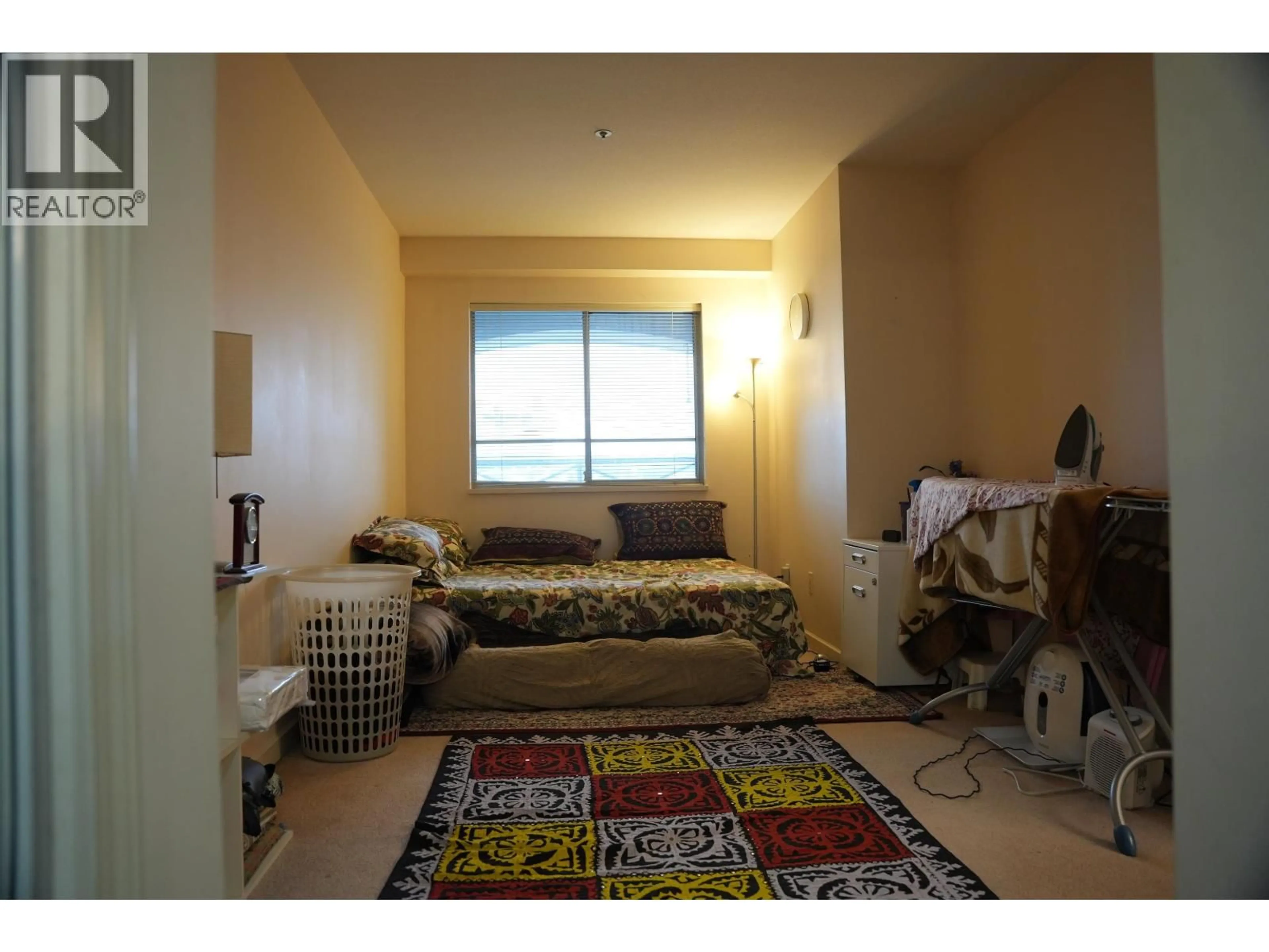 A pic of a room for 418 - 6475 CHESTER STREET, Vancouver British Columbia V5W4B7