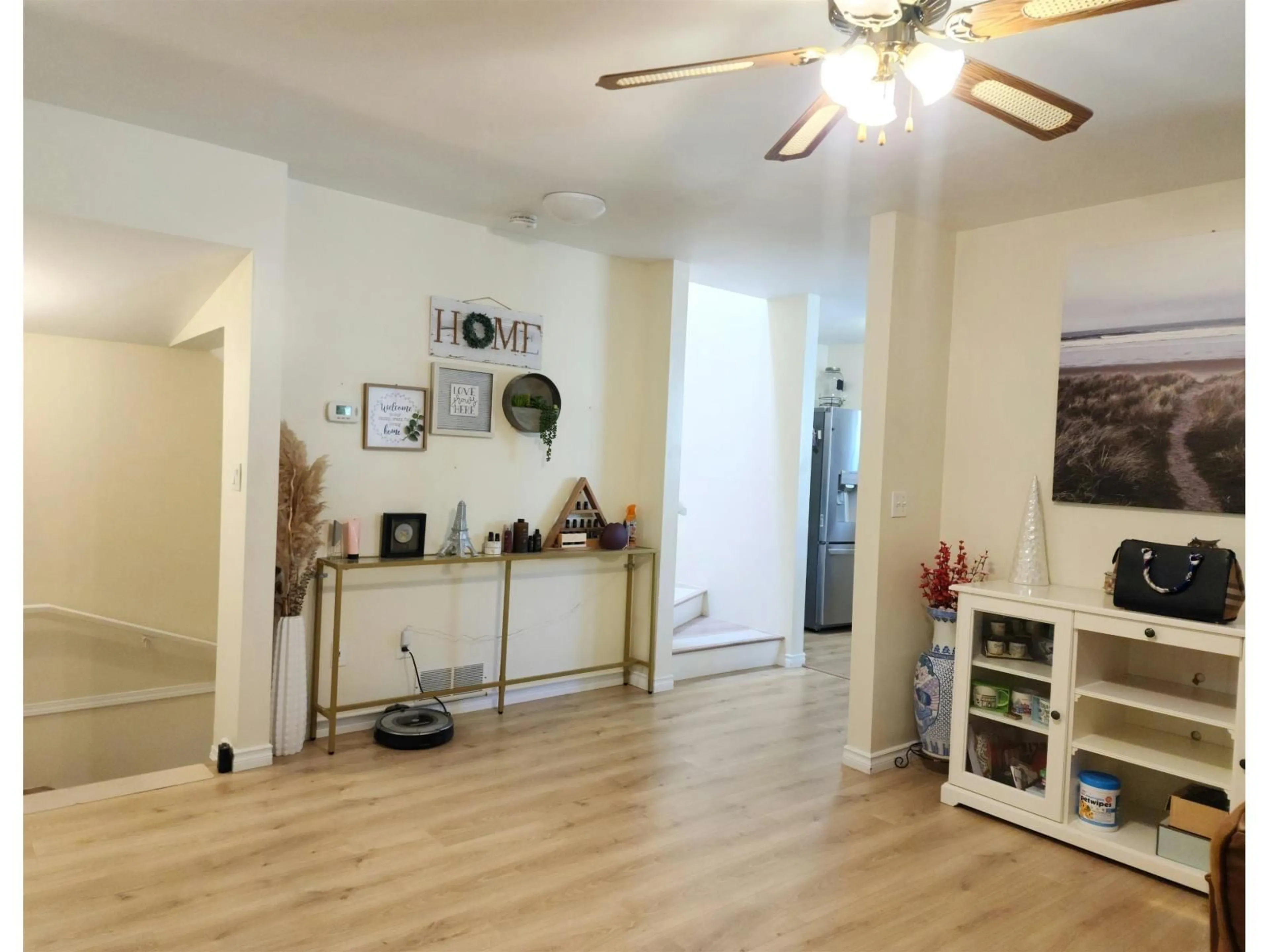 A pic of a room for 805 - 14188 103A AVENUE, Surrey British Columbia V3T5S6