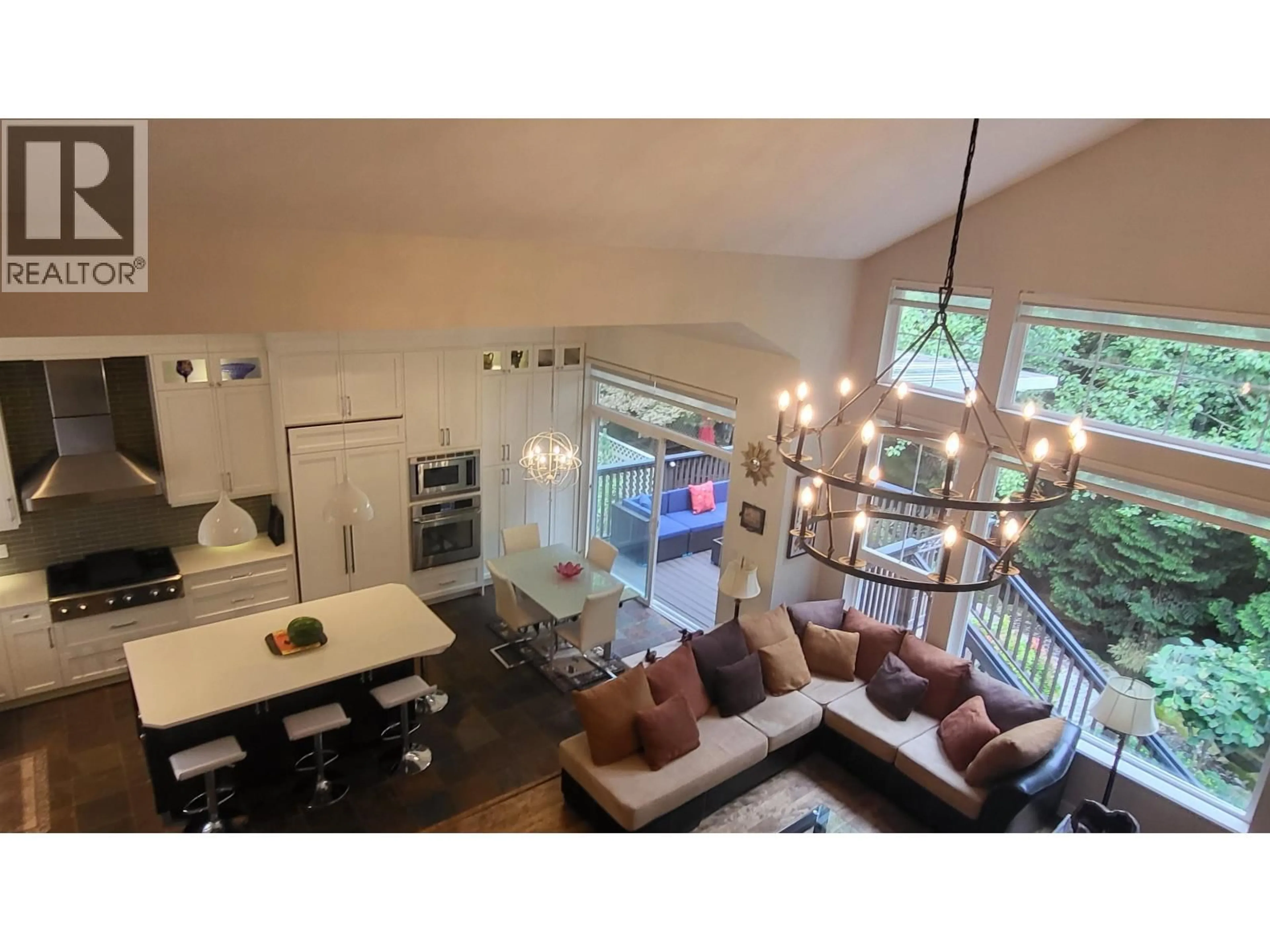 Living room with furniture, unknown for 62 ASHWOOD DRIVE, Port Moody British Columbia V3H5H2