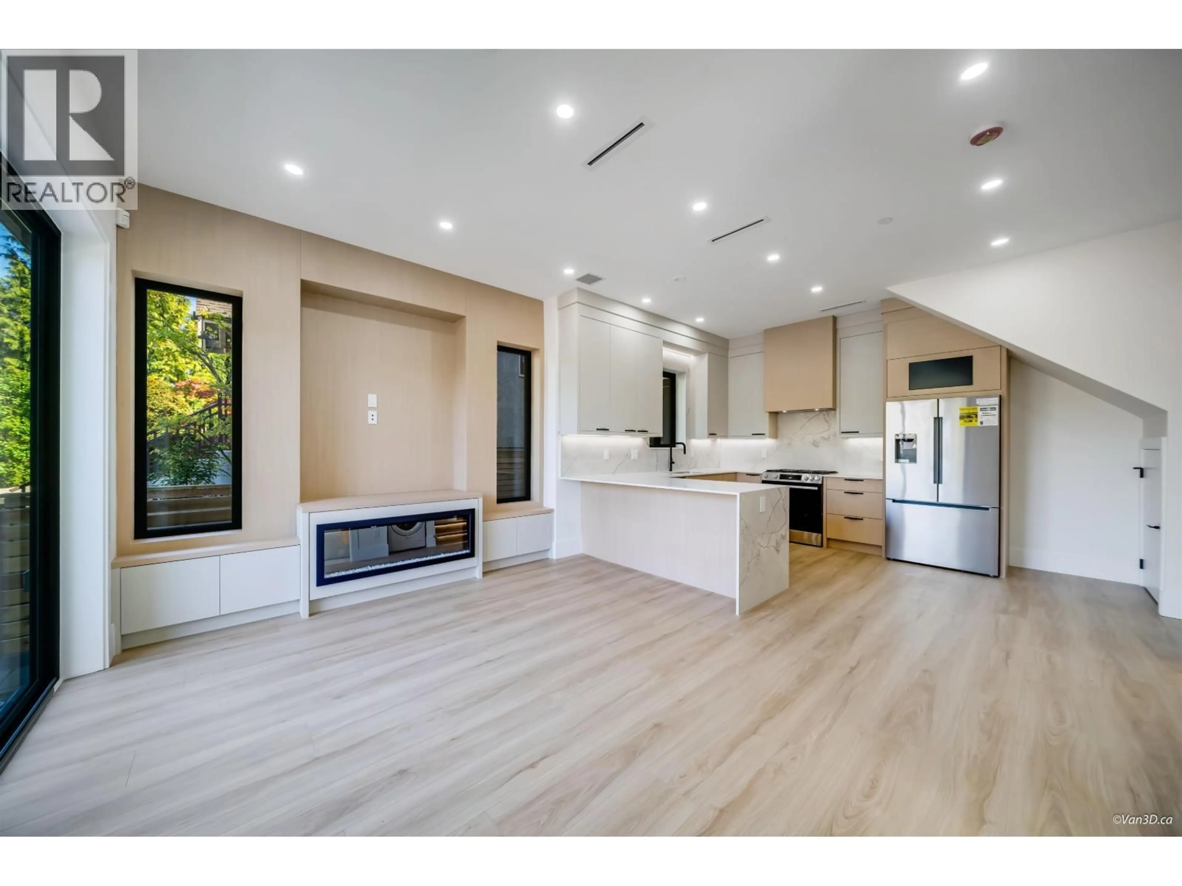 Open concept kitchen, unknown for 1 - 2636 MCGILL STREET, Vancouver British Columbia V5K1H3