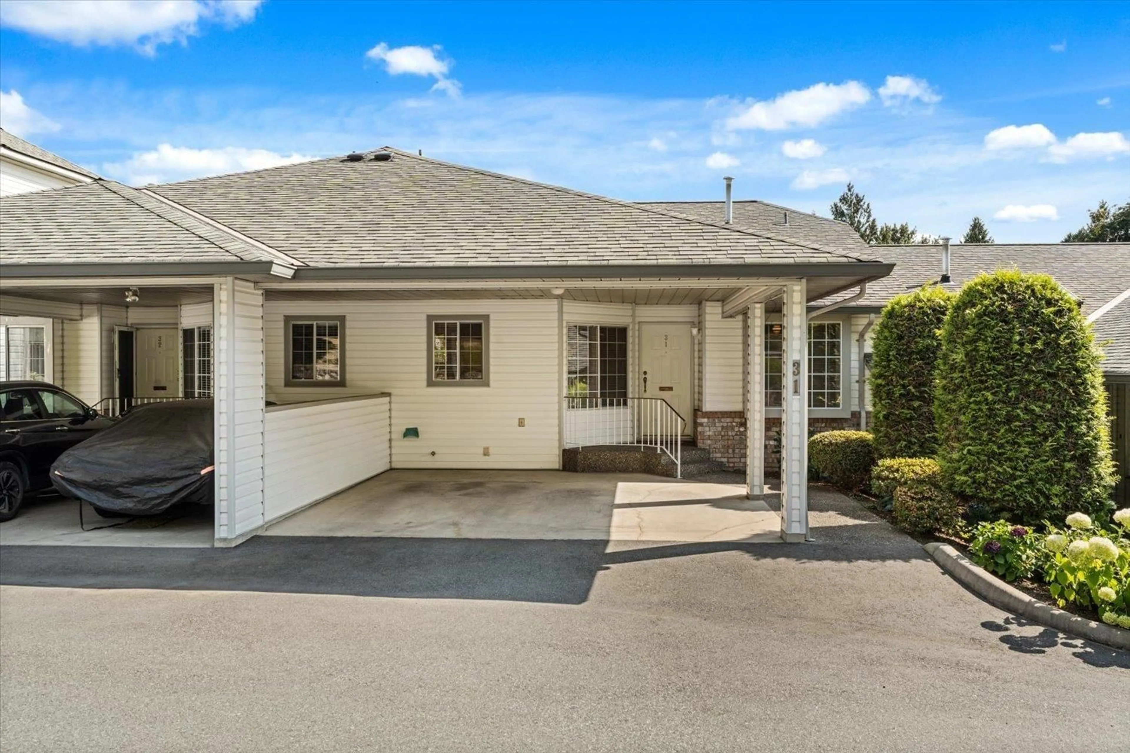 Unknown for 31 - 3351 HORN STREET, Abbotsford British Columbia V2S7J9