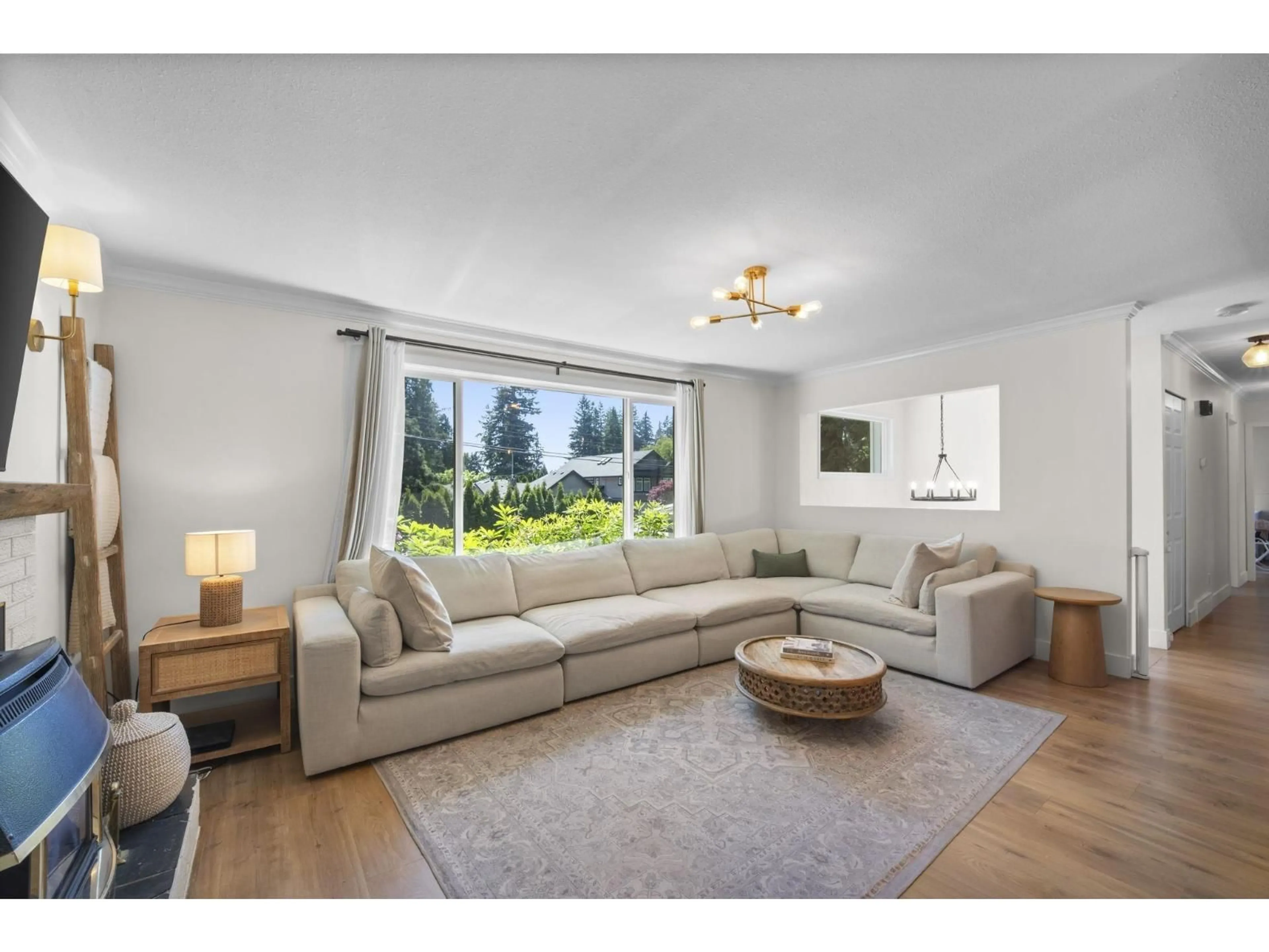 Living room with furniture, unknown for 19847 38A AVENUE, Langley British Columbia V3A2V1
