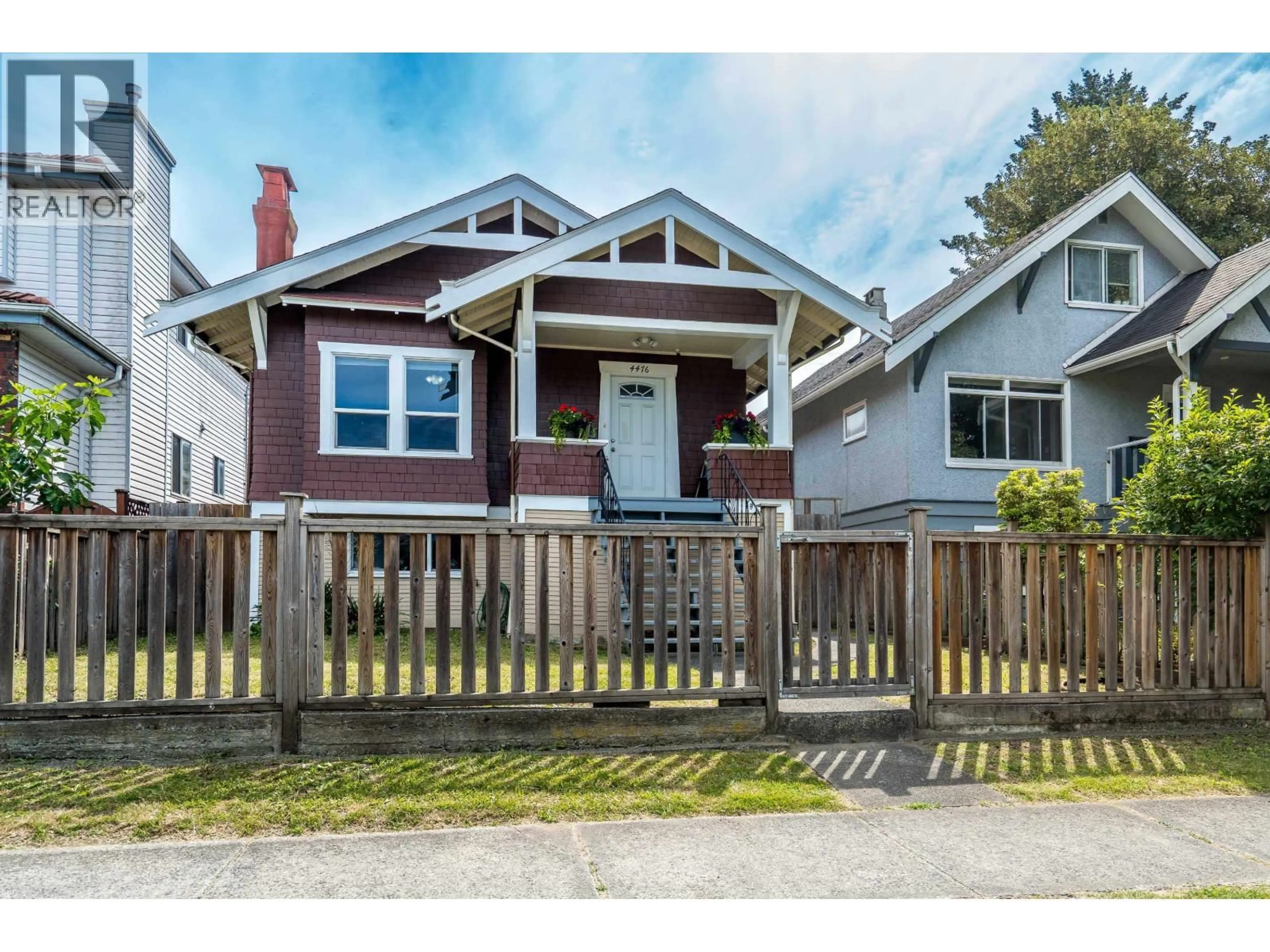 Home with vinyl exterior material, street for 4476 BEATRICE STREET, Vancouver British Columbia V5N4J2