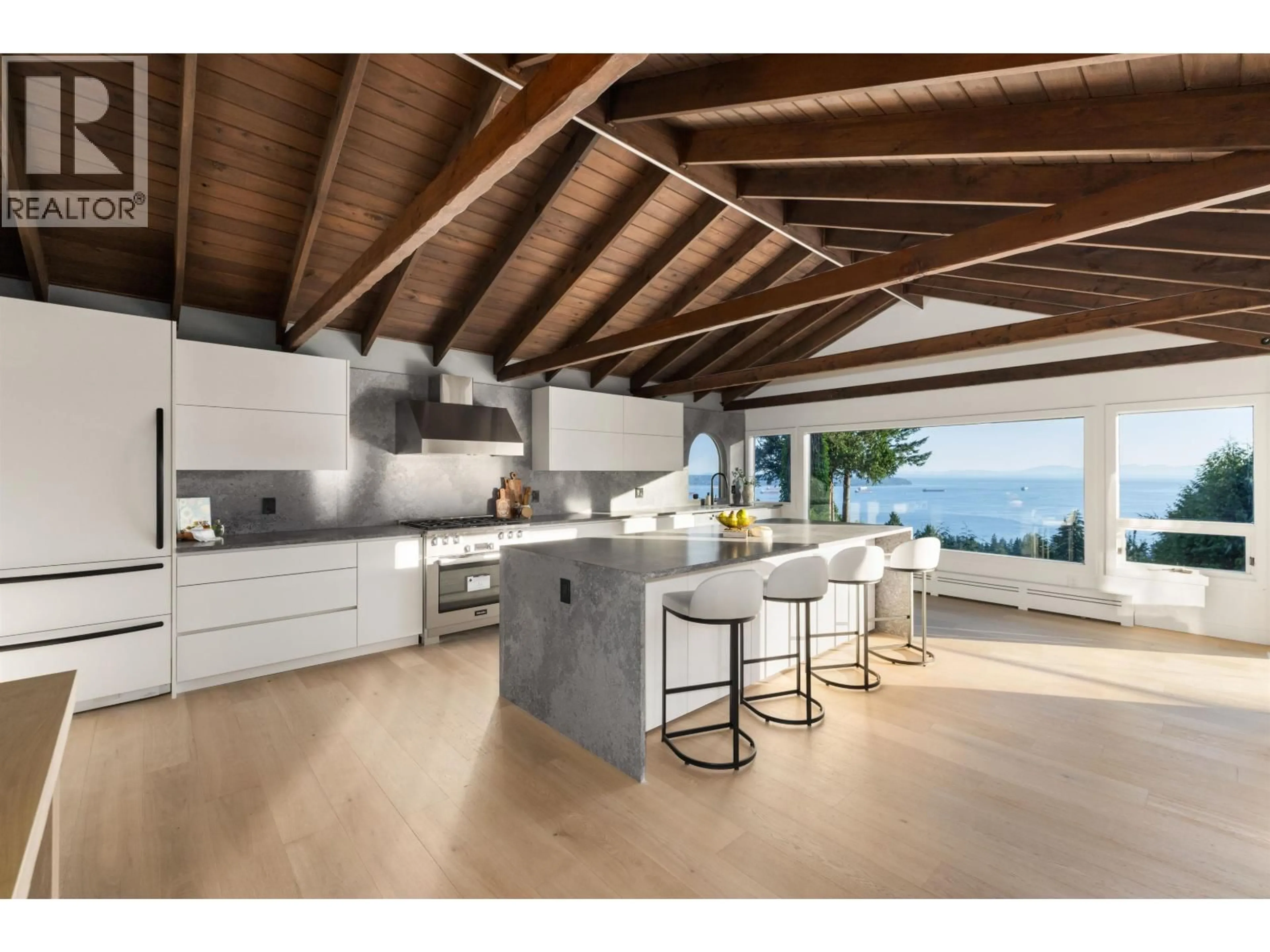 Open concept kitchen, unknown for 2235 CHAIRLIFT ROAD, West Vancouver British Columbia V7S2T4