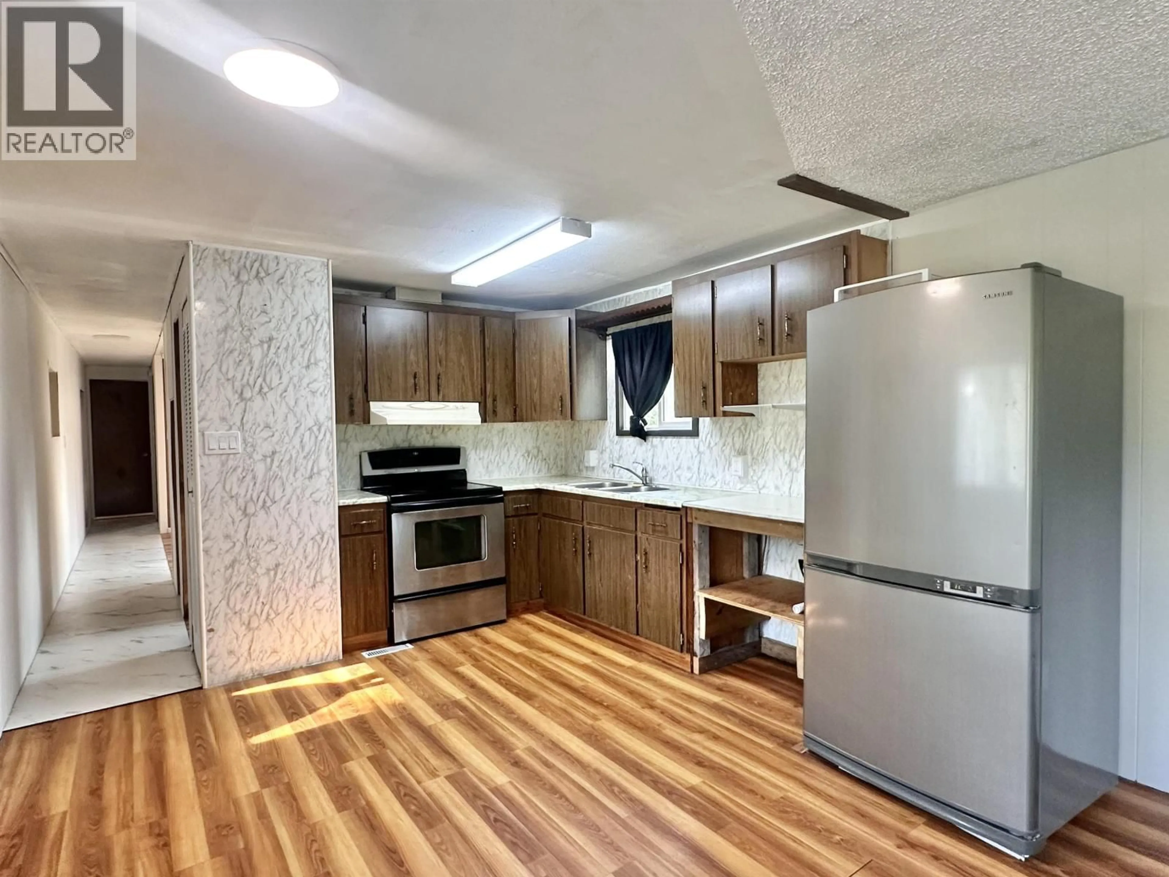 Standard kitchen, unknown for 1475 6TH AVENUE, Valemount British Columbia V0E2Z0