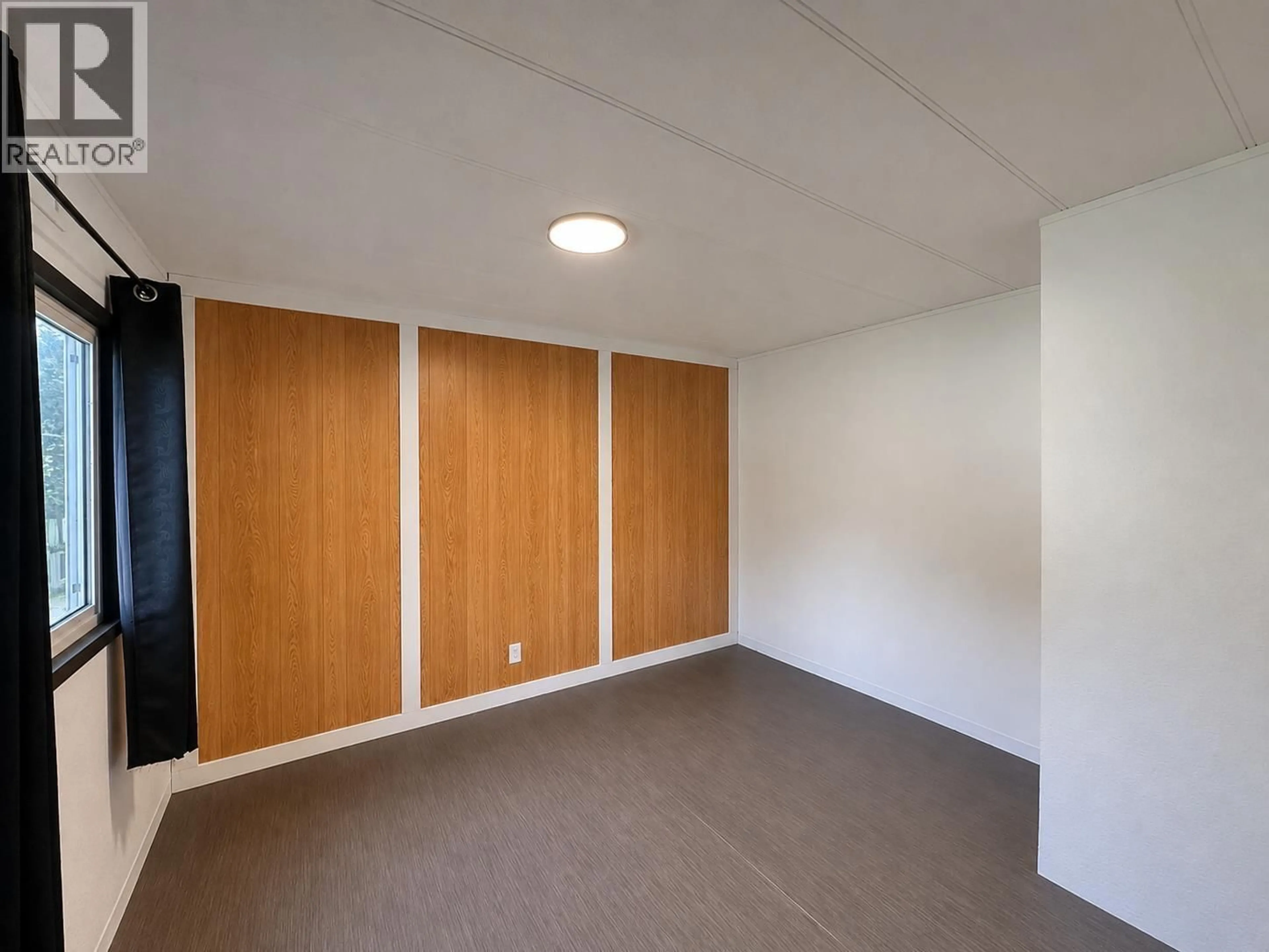 A pic of a room for 1475 6TH AVENUE, Valemount British Columbia V0E2Z0